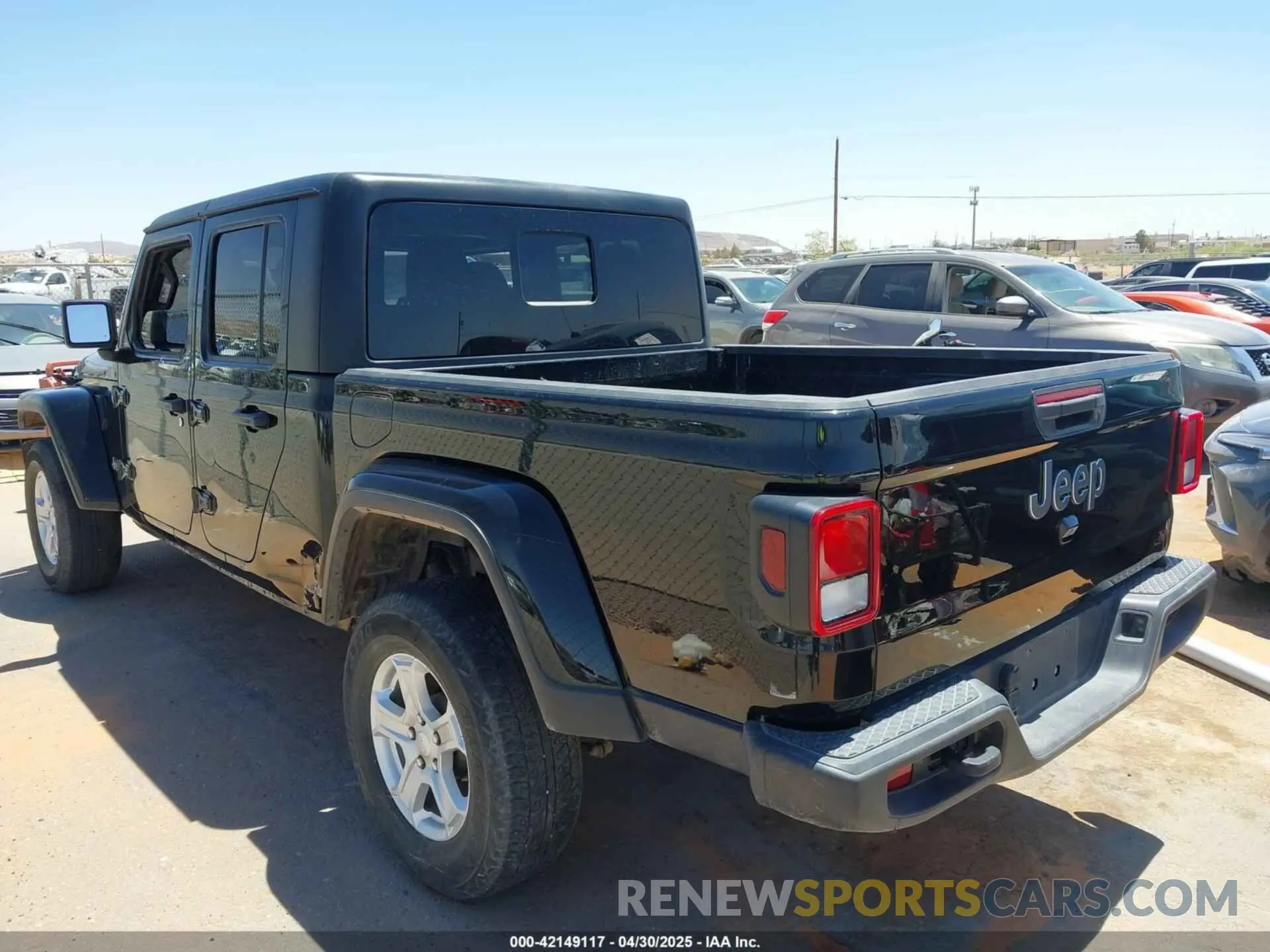 13 Photograph of a damaged car 1C6HJTFG0PL564298 JEEP GLADIATOR 2023
