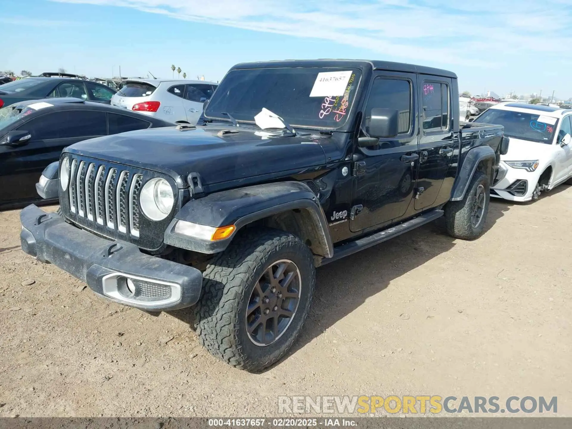 2 Photograph of a damaged car 1C6HJTFG2PL564318 JEEP GLADIATOR 2023
