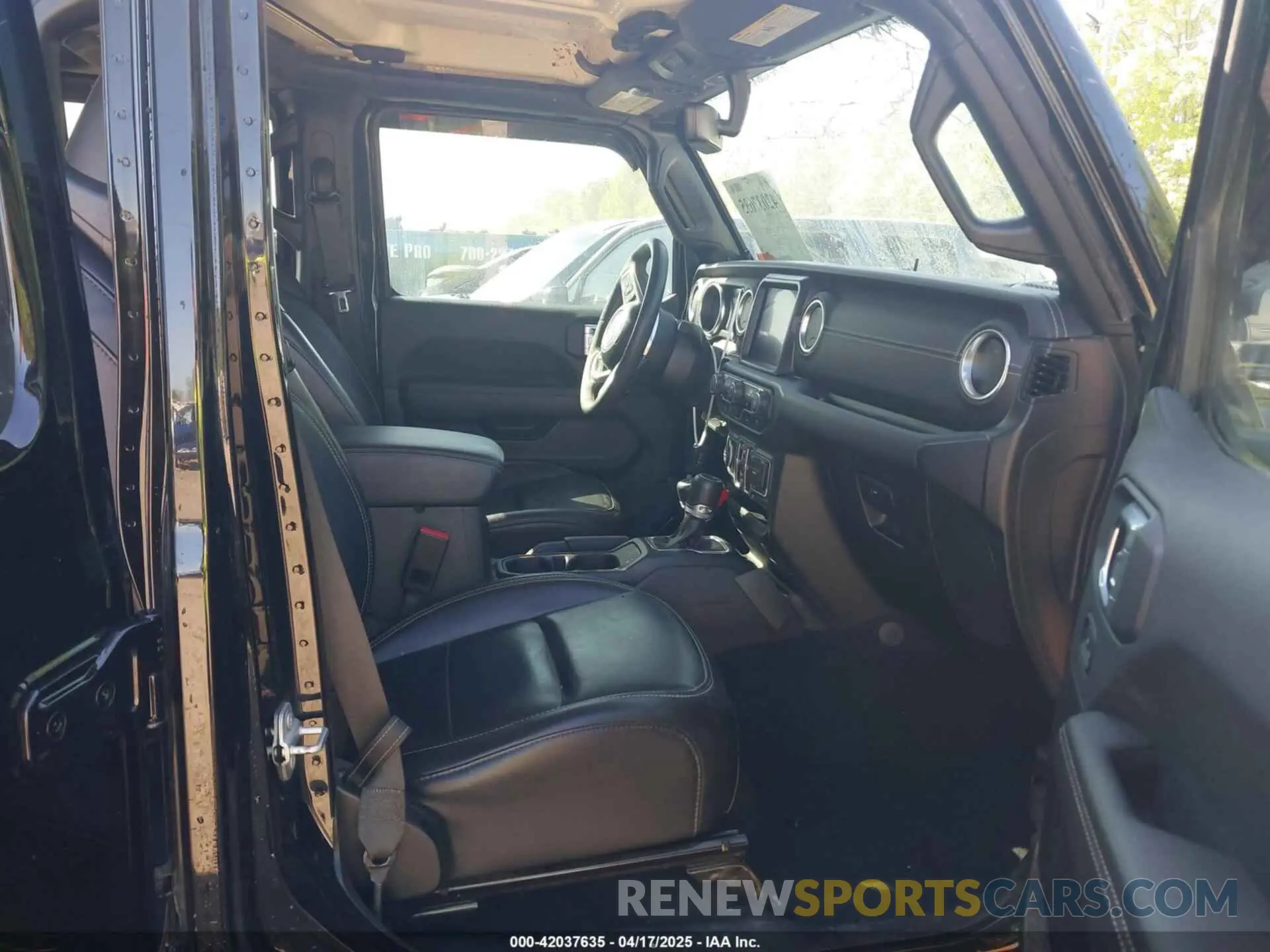 5 Photograph of a damaged car 1C6HJTFG9PL549685 JEEP GLADIATOR 2023
