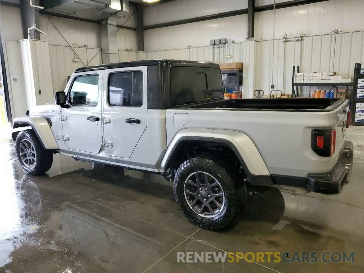 2 Photograph of a damaged car 1C6HJTFG9PL559892 JEEP GLADIATOR 2023