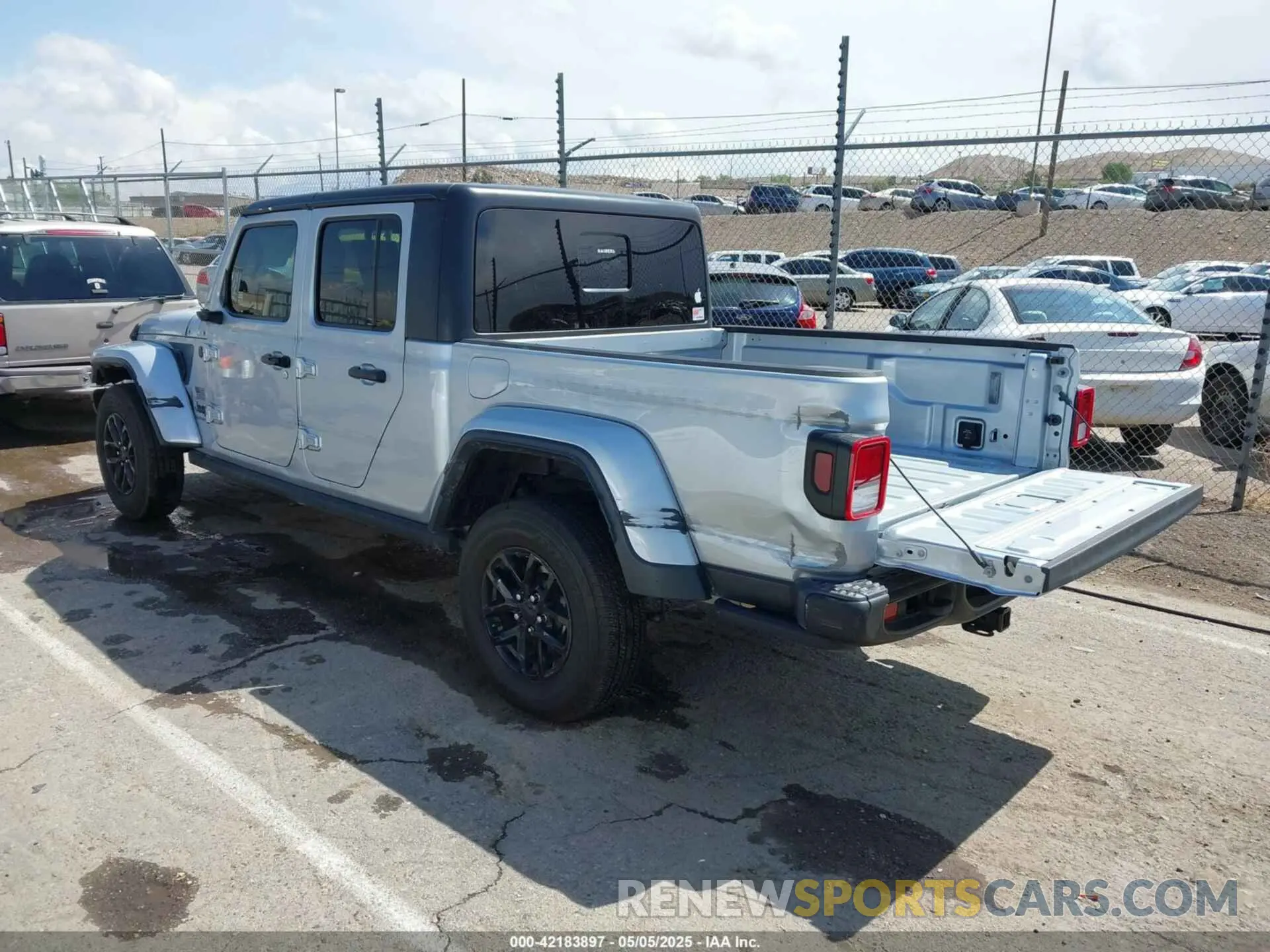 3 Фотография поврежденного автомобиля 1C6JJTAG3PL517372 JEEP GLADIATOR 2023