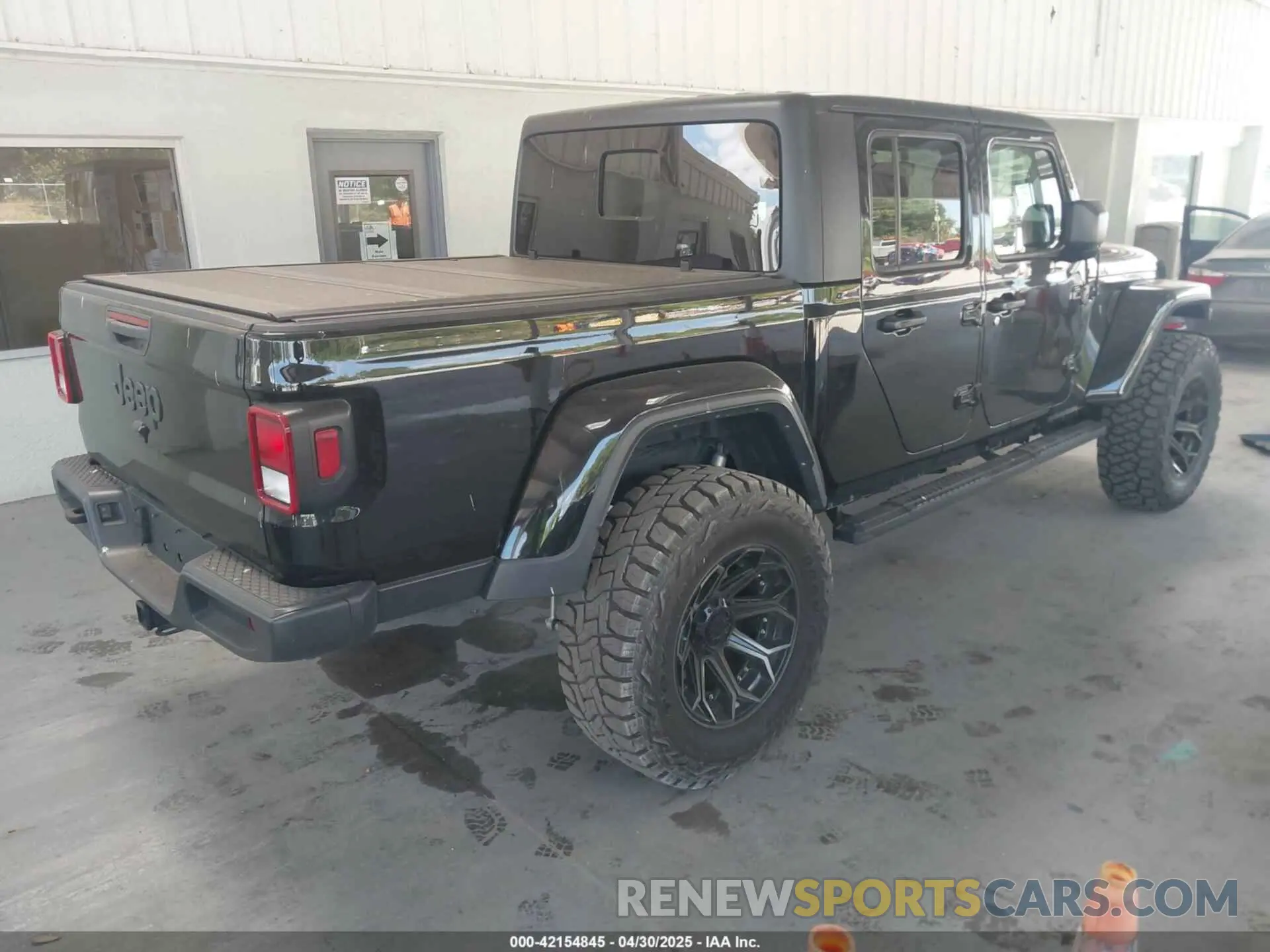 4 Фотография поврежденного автомобиля 1C6JJTAG7PL547460 JEEP GLADIATOR 2023