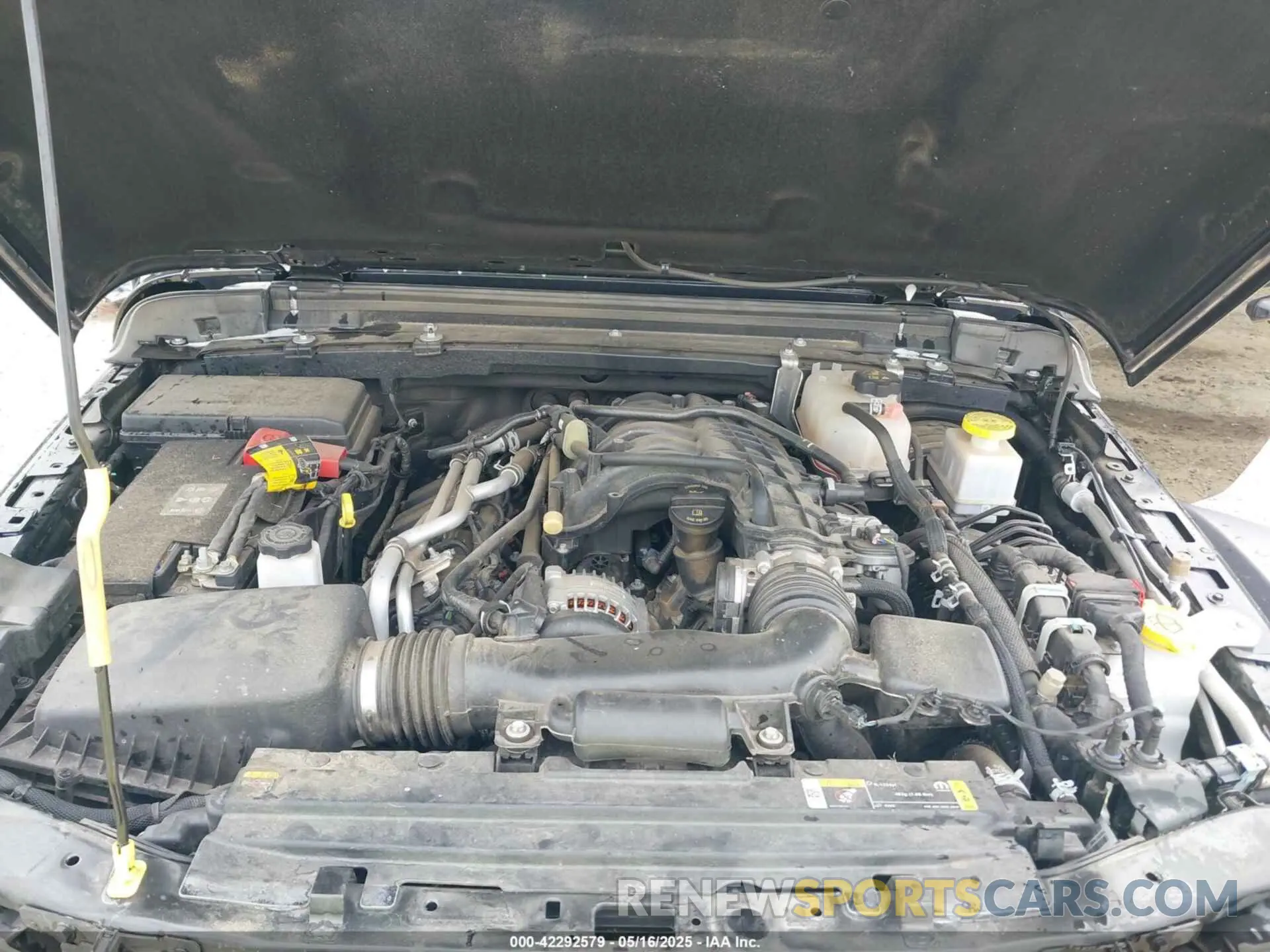 10 Photograph of a damaged car 1C6JJTBG2PL572717 JEEP GLADIATOR 2023