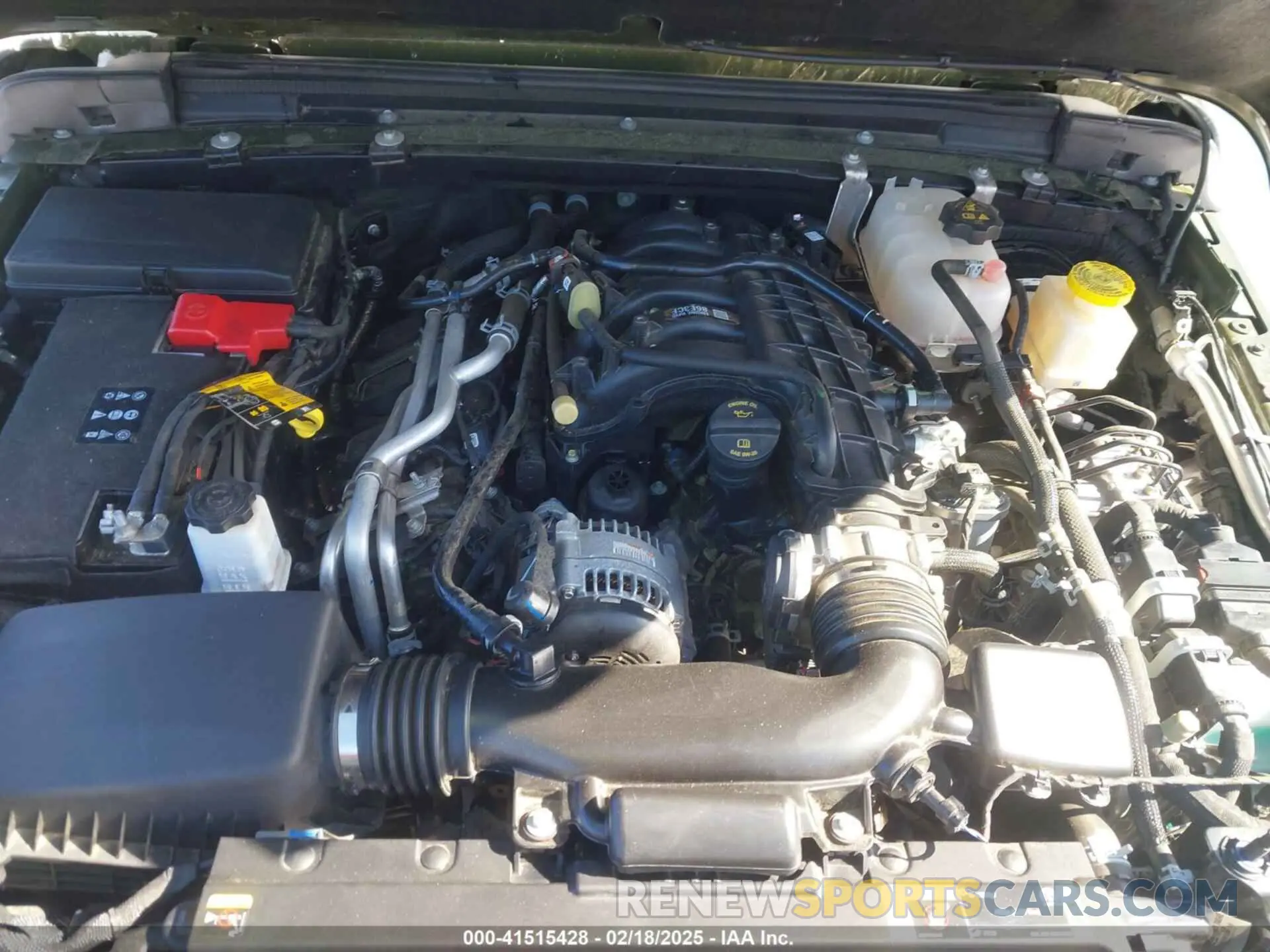 10 Photograph of a damaged car 1C6JJTBG6PL576818 JEEP GLADIATOR 2023