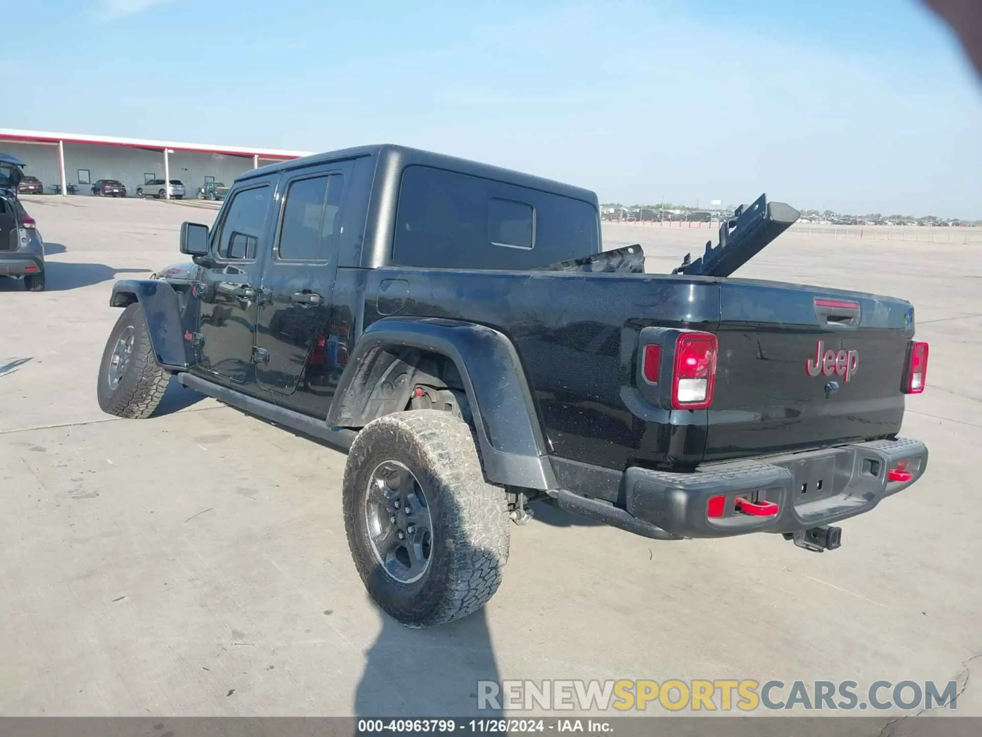 3 Photograph of a damaged car 1C6JJTBGXPL543787 JEEP GLADIATOR 2023