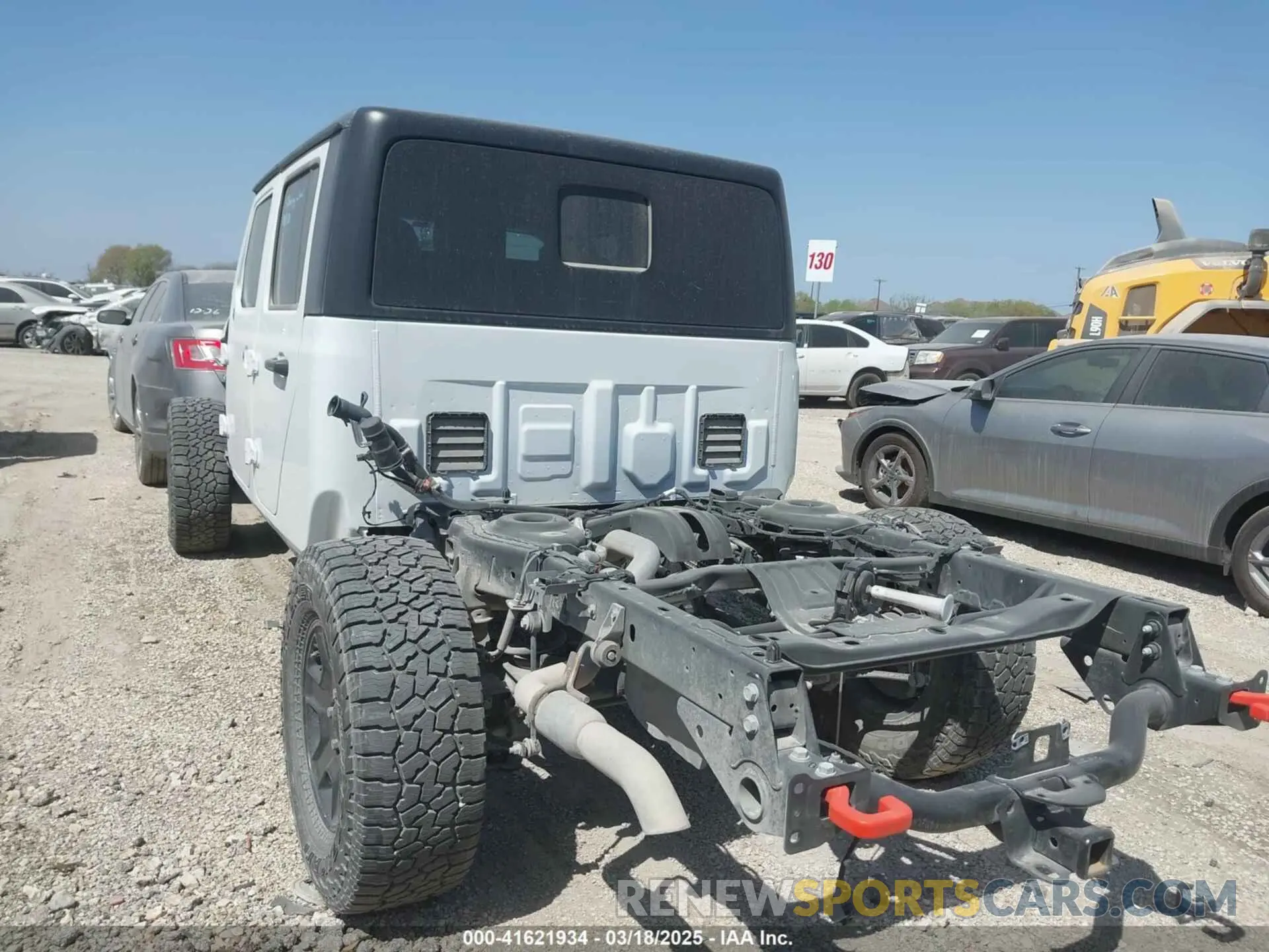 3 Фотография поврежденного автомобиля 1C6JJTEG0PL536472 JEEP GLADIATOR 2023