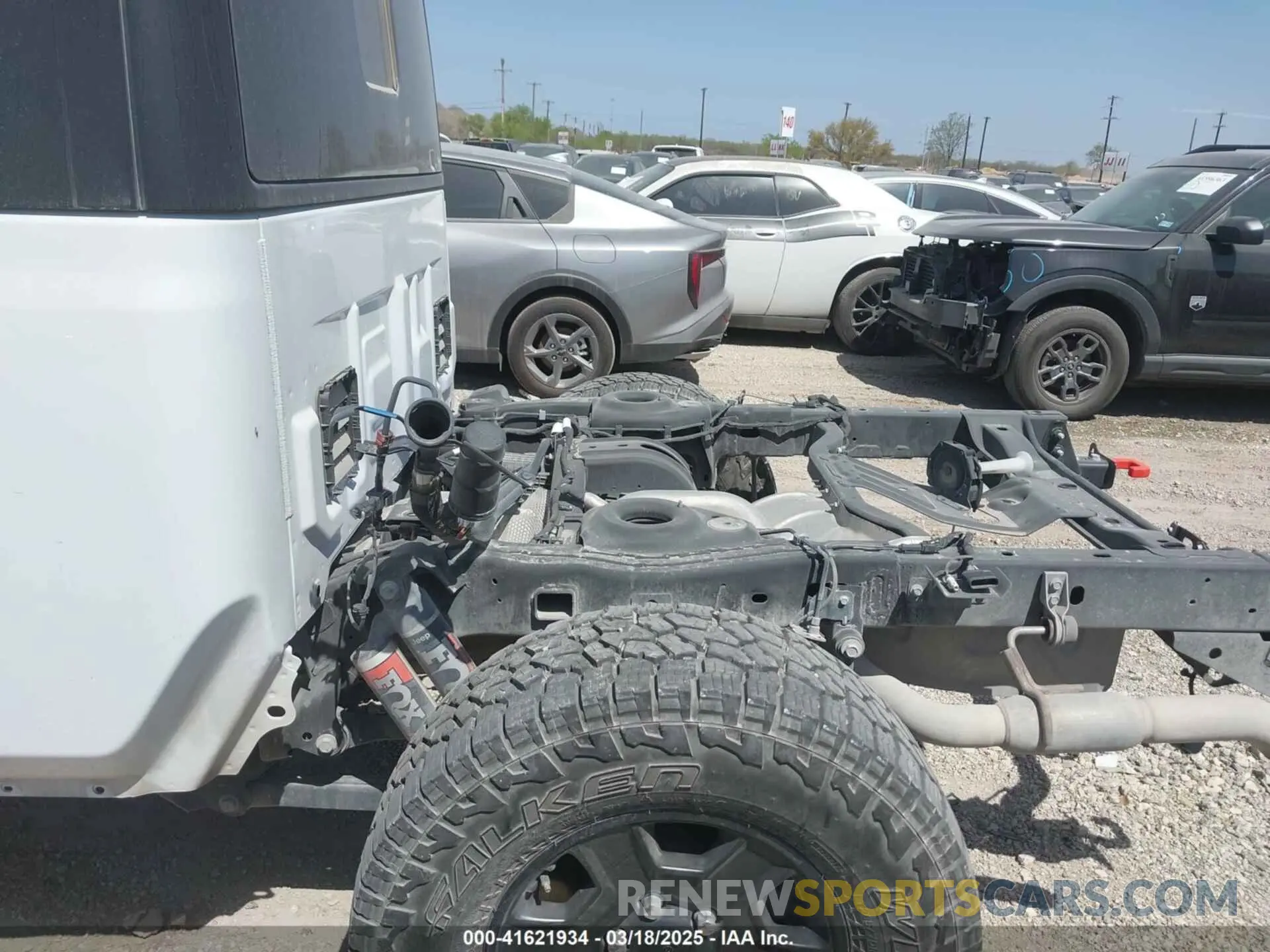 6 Фотография поврежденного автомобиля 1C6JJTEG0PL536472 JEEP GLADIATOR 2023