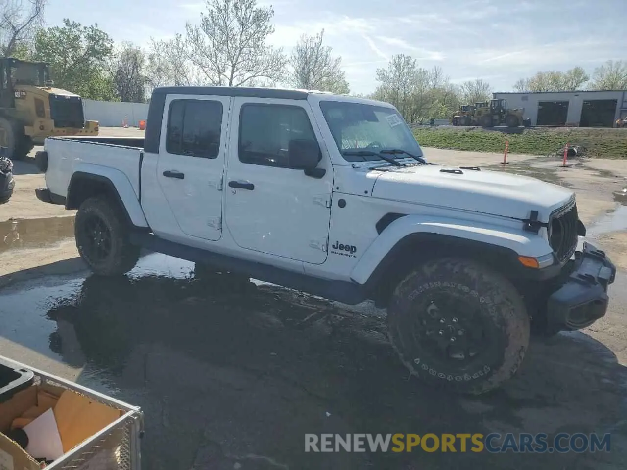 4 Фотография поврежденного автомобиля 1C6HJTAG0RL121370 JEEP GLADIATOR 2024