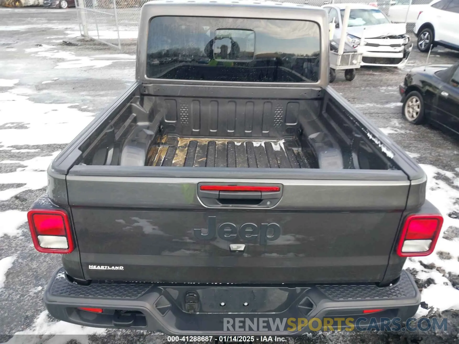 12 Фотография поврежденного автомобиля 1C6HJTAG6RL133538 JEEP GLADIATOR 2024