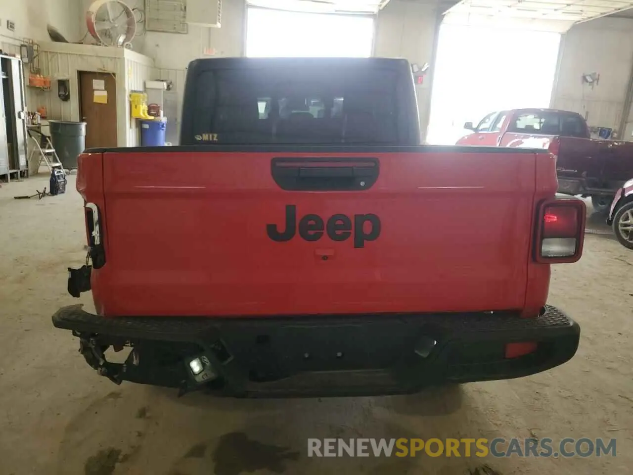 6 Фотография поврежденного автомобиля 1C6HJTAG7RL100645 JEEP GLADIATOR 2024