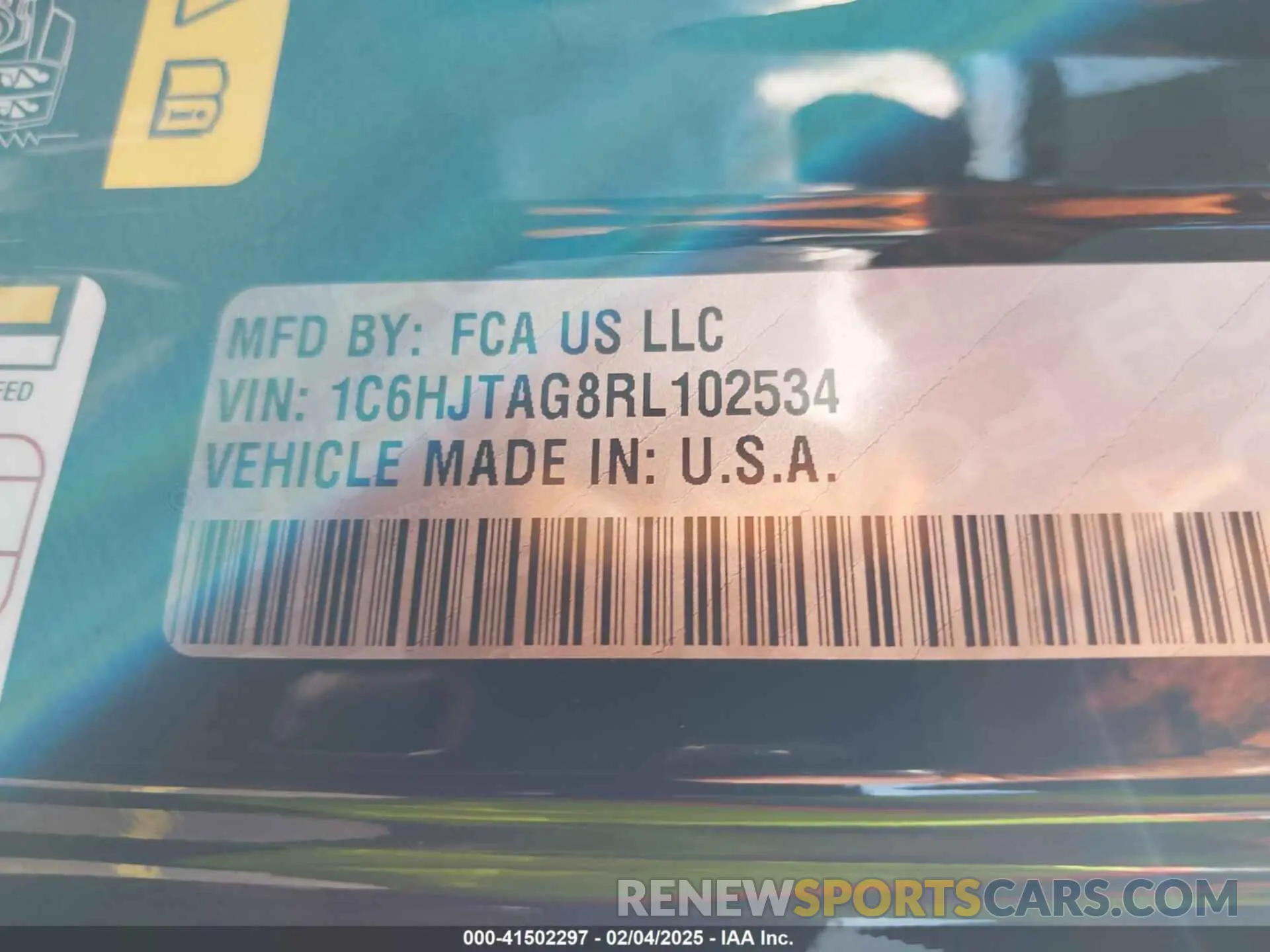 9 Photograph of a damaged car 1C6HJTAG8RL102534 JEEP GLADIATOR 2024
