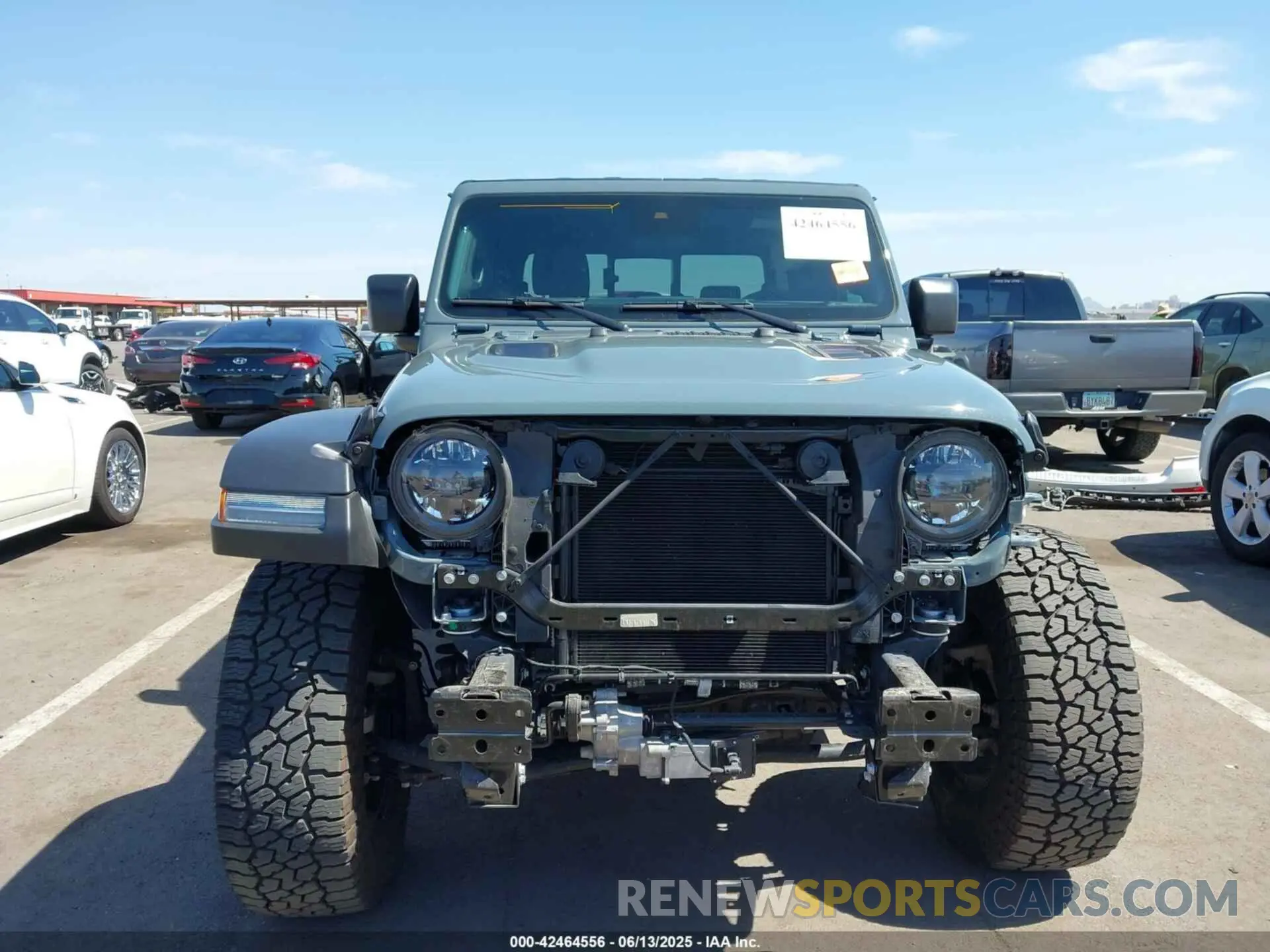 13 Photograph of a damaged car 1C6JJTBG2RL114856 JEEP GLADIATOR 2024