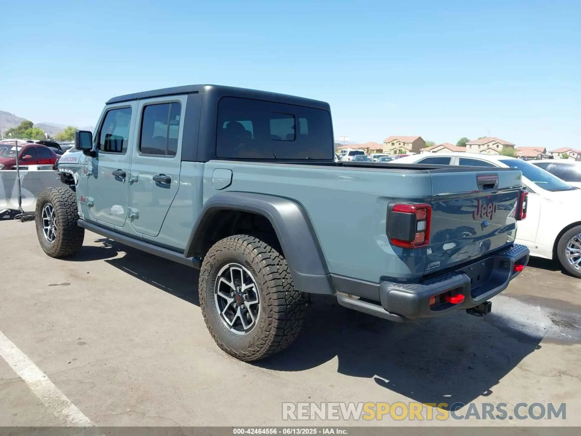 3 Photograph of a damaged car 1C6JJTBG2RL114856 JEEP GLADIATOR 2024