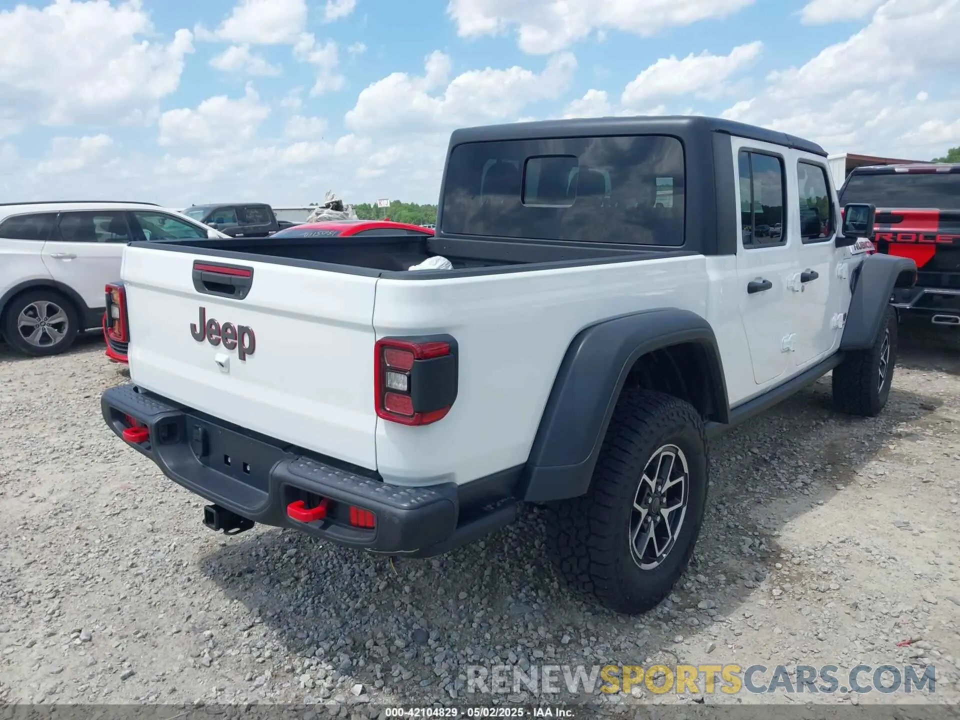 4 Photograph of a damaged car 1C6JJTBG5RL110865 JEEP GLADIATOR 2024