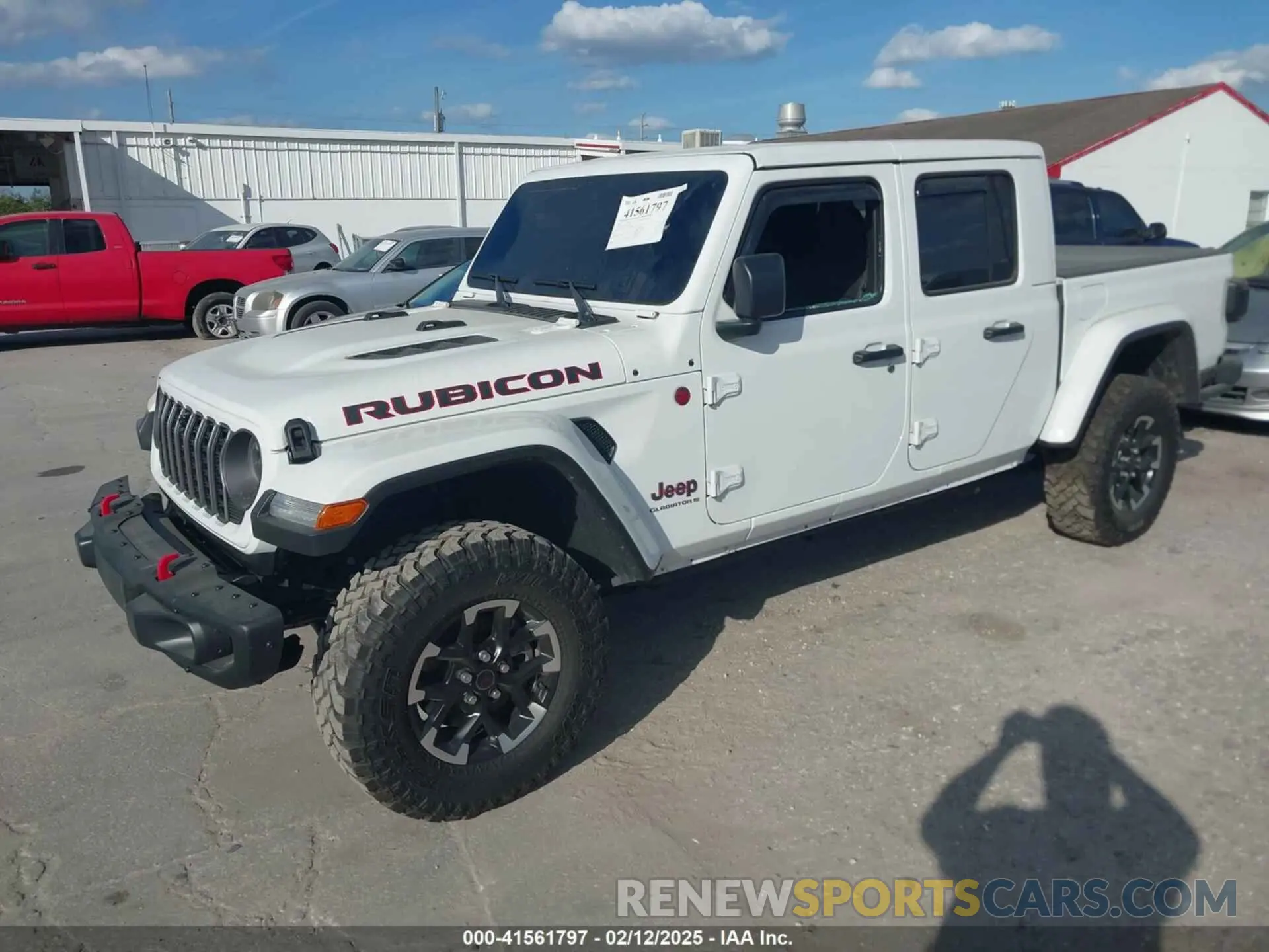 2 Photograph of a damaged car 1C6JJTBG9RL125269 JEEP GLADIATOR 2024