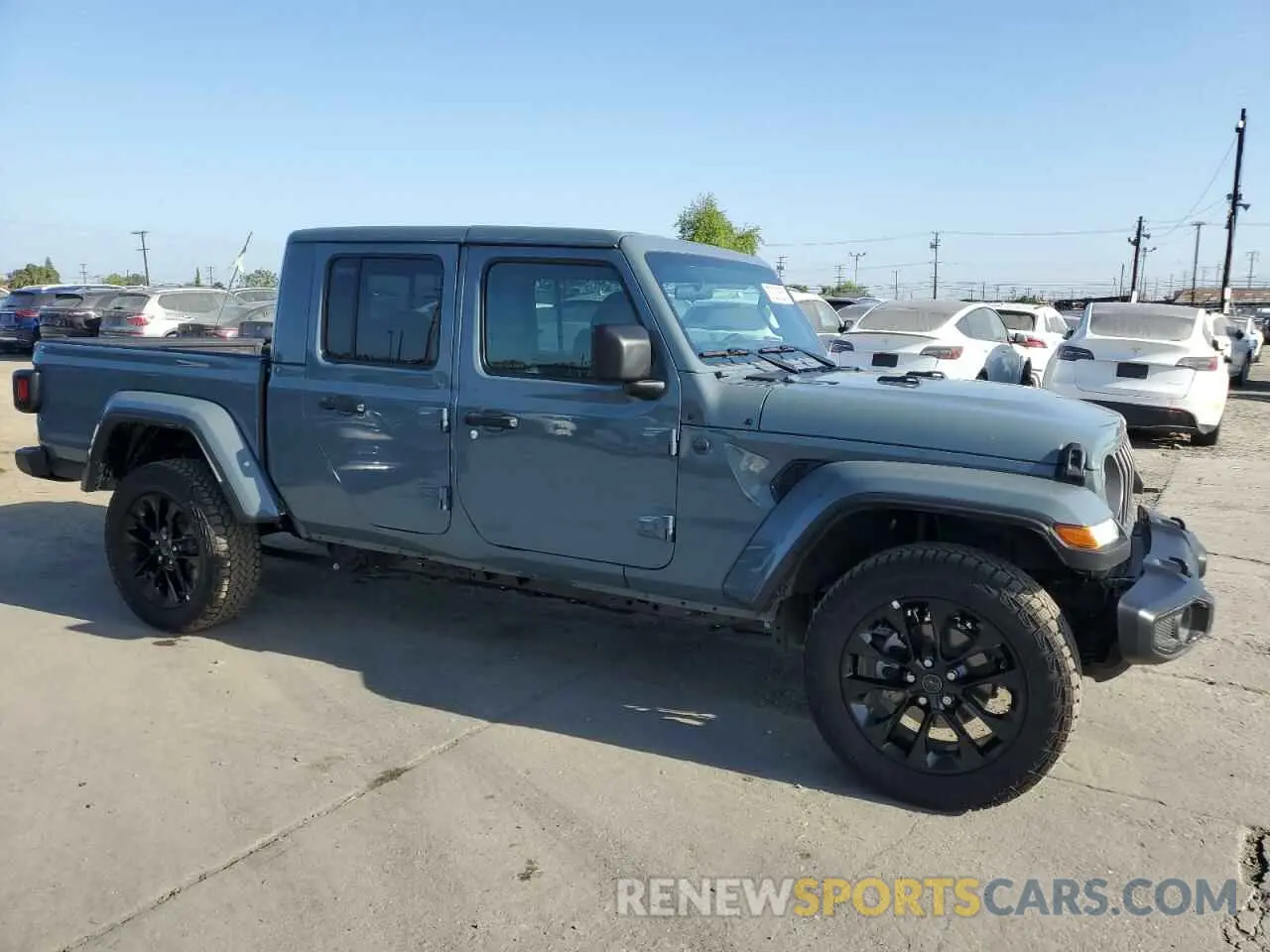 4 Photograph of a damaged car 1C6PJTAG3SL502731 JEEP GLADIATOR 2025