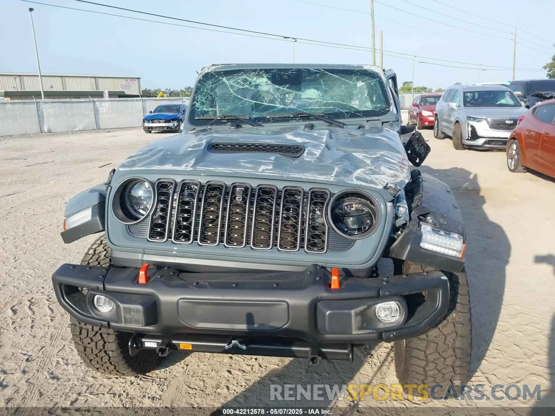 11 Фотография поврежденного автомобиля 1C6RJTEGXSL515043 JEEP GLADIATOR 2025