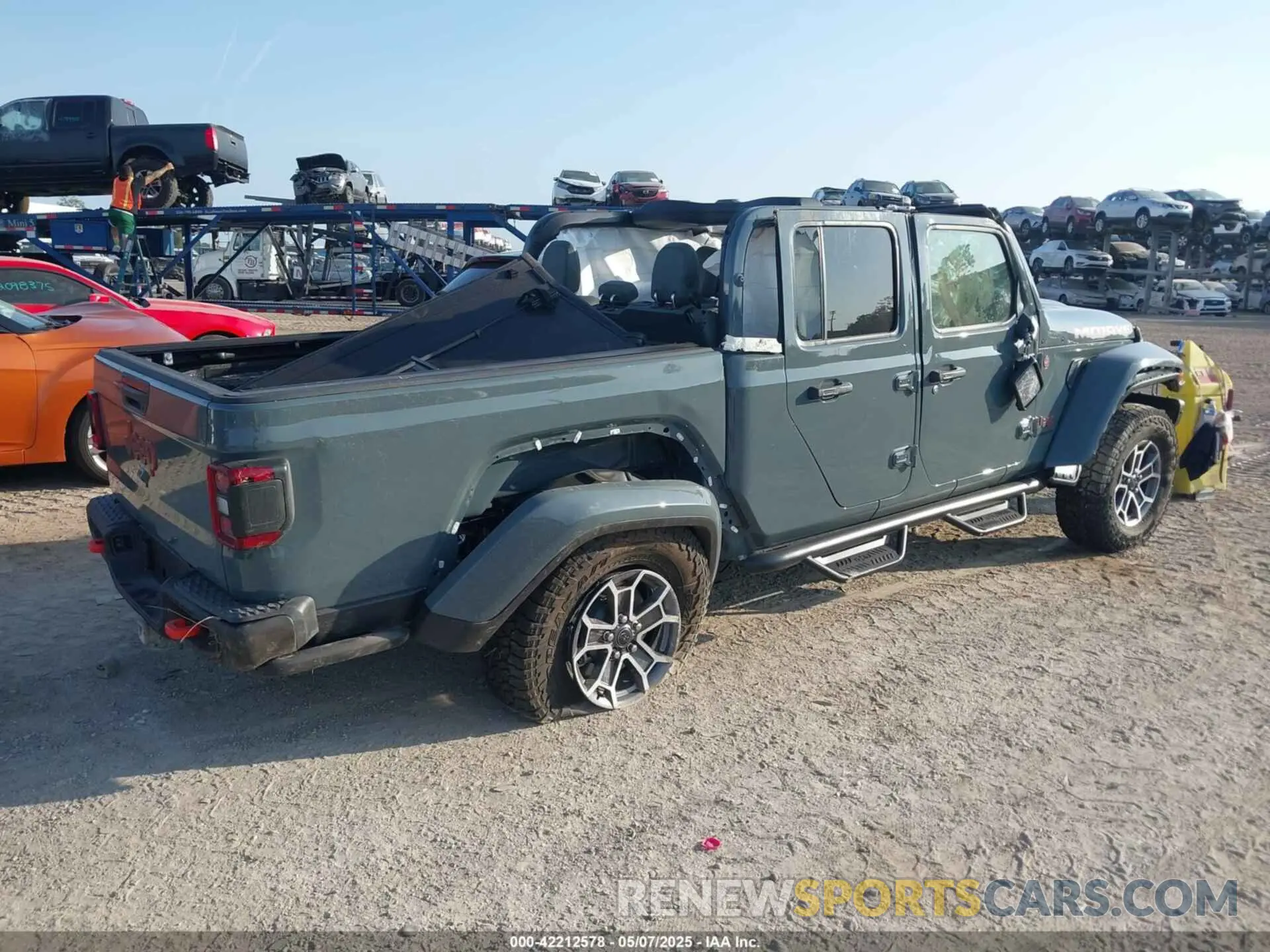 4 Фотография поврежденного автомобиля 1C6RJTEGXSL515043 JEEP GLADIATOR 2025