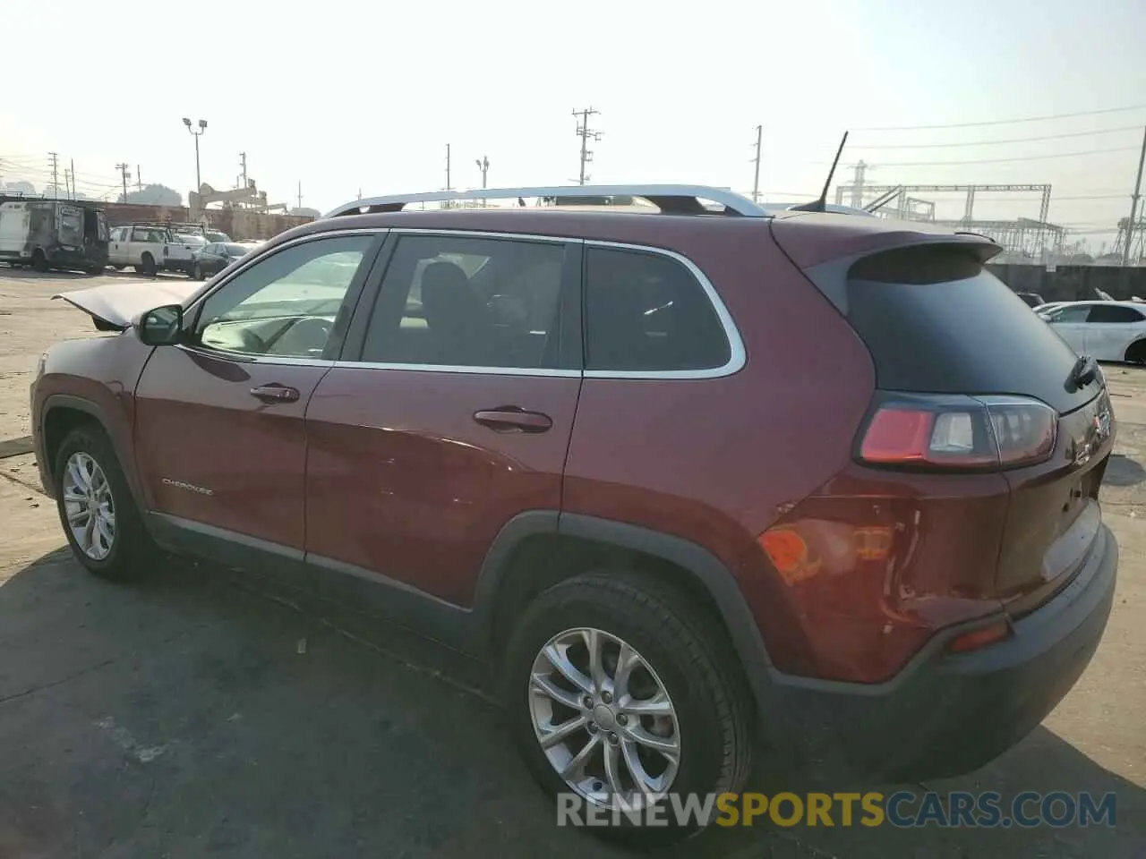 2 Photograph of a damaged car 1C4PJLCB0KD265006 JEEP GRAND CHER 2019