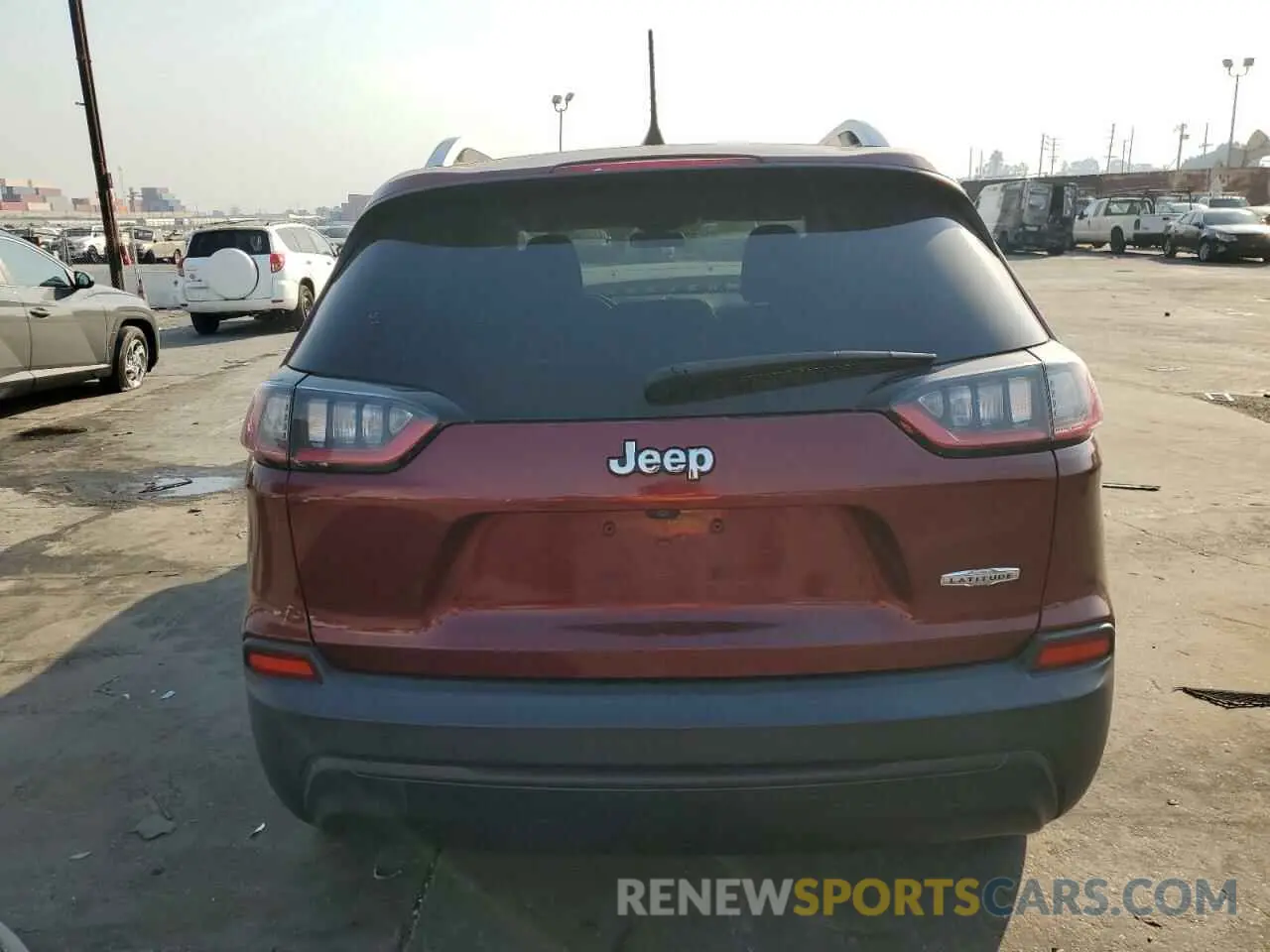 6 Photograph of a damaged car 1C4PJLCB0KD265006 JEEP GRAND CHER 2019