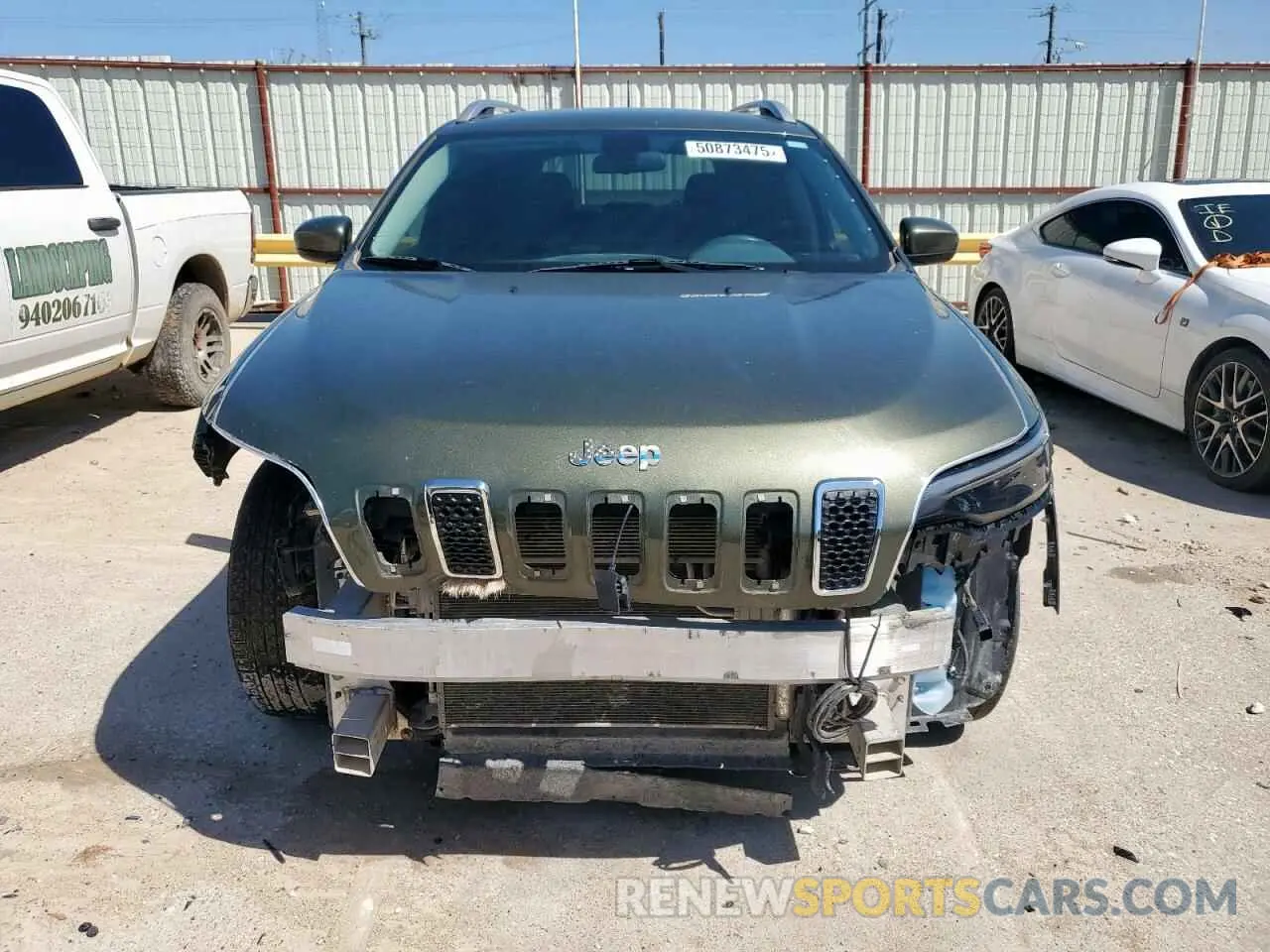 5 Photograph of a damaged car 1C4PJLCB1KD263409 JEEP GRAND CHER 2019