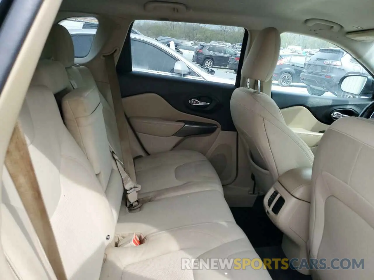 11 Фотография поврежденного автомобиля 1C4PJLCB2KD144963 JEEP GRAND CHER 2019