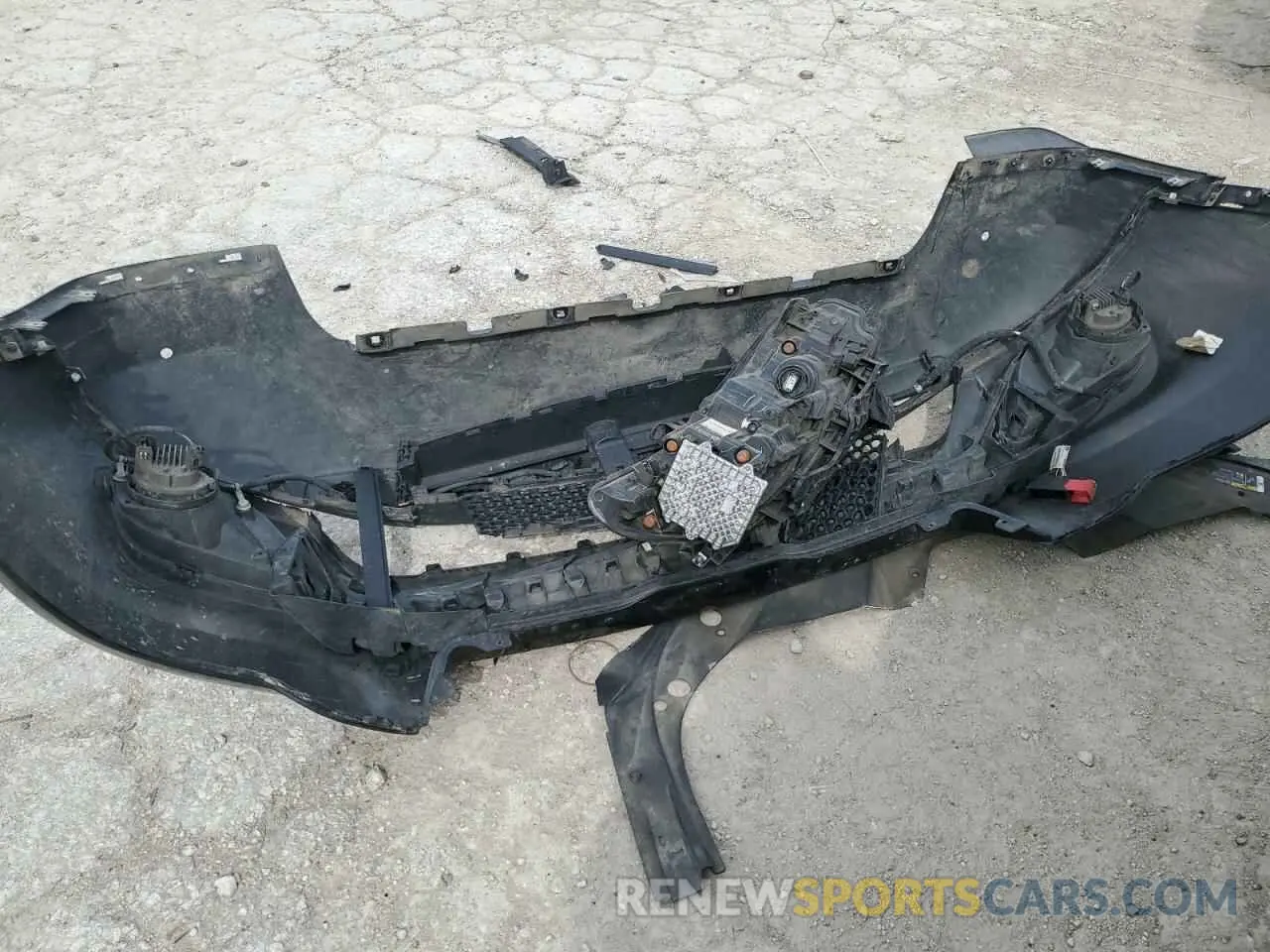13 Фотография поврежденного автомобиля 1C4PJLCB2KD144963 JEEP GRAND CHER 2019