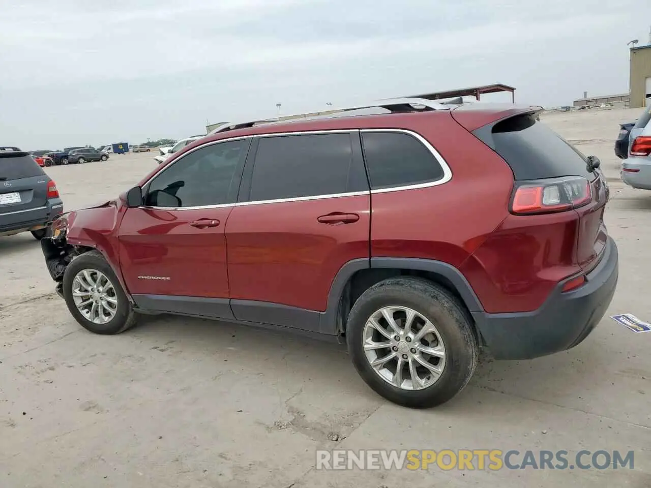 2 Фотография поврежденного автомобиля 1C4PJLCB2KD175906 JEEP GRAND CHER 2019