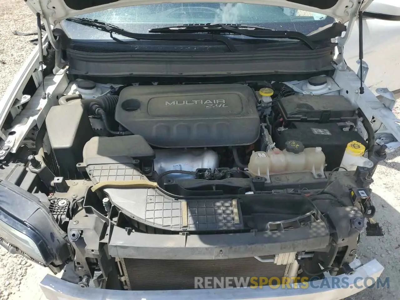 11 Photograph of a damaged car 1C4PJLCB2KD221315 JEEP GRAND CHER 2019