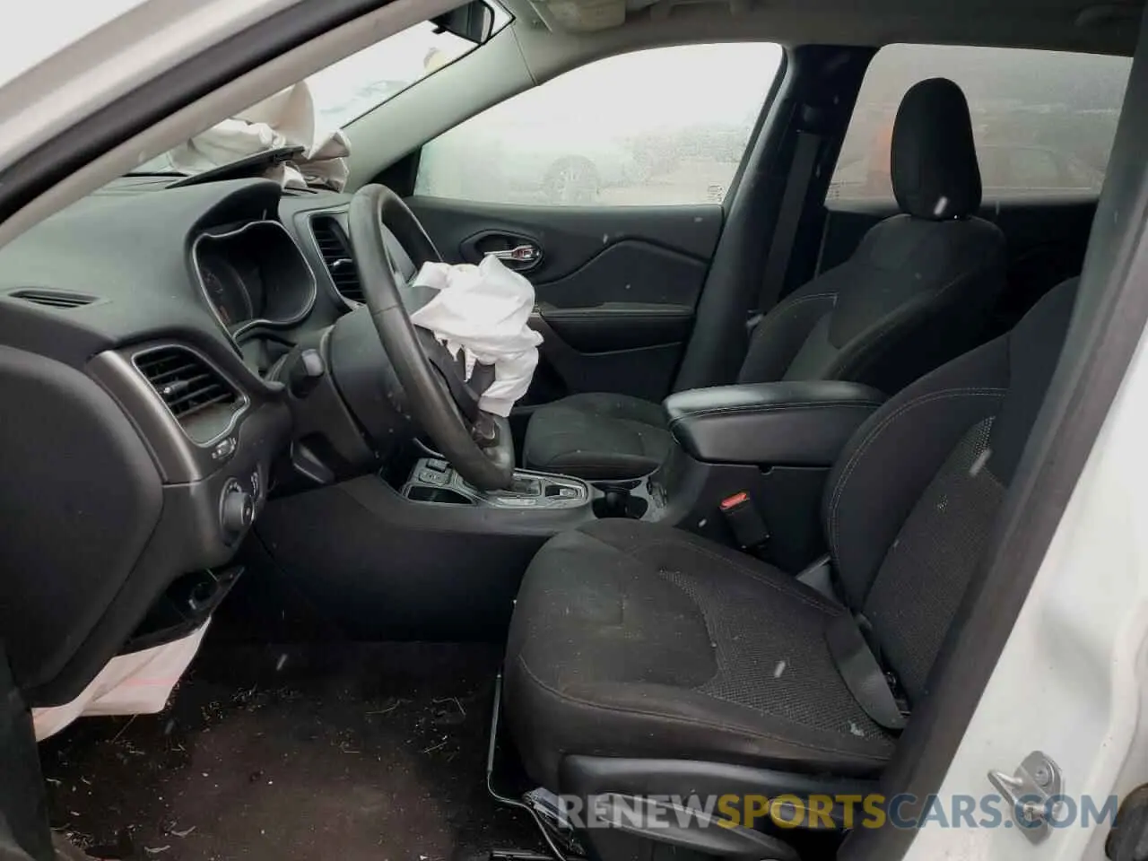 7 Photograph of a damaged car 1C4PJLCB3KD262715 JEEP GRAND CHER 2019