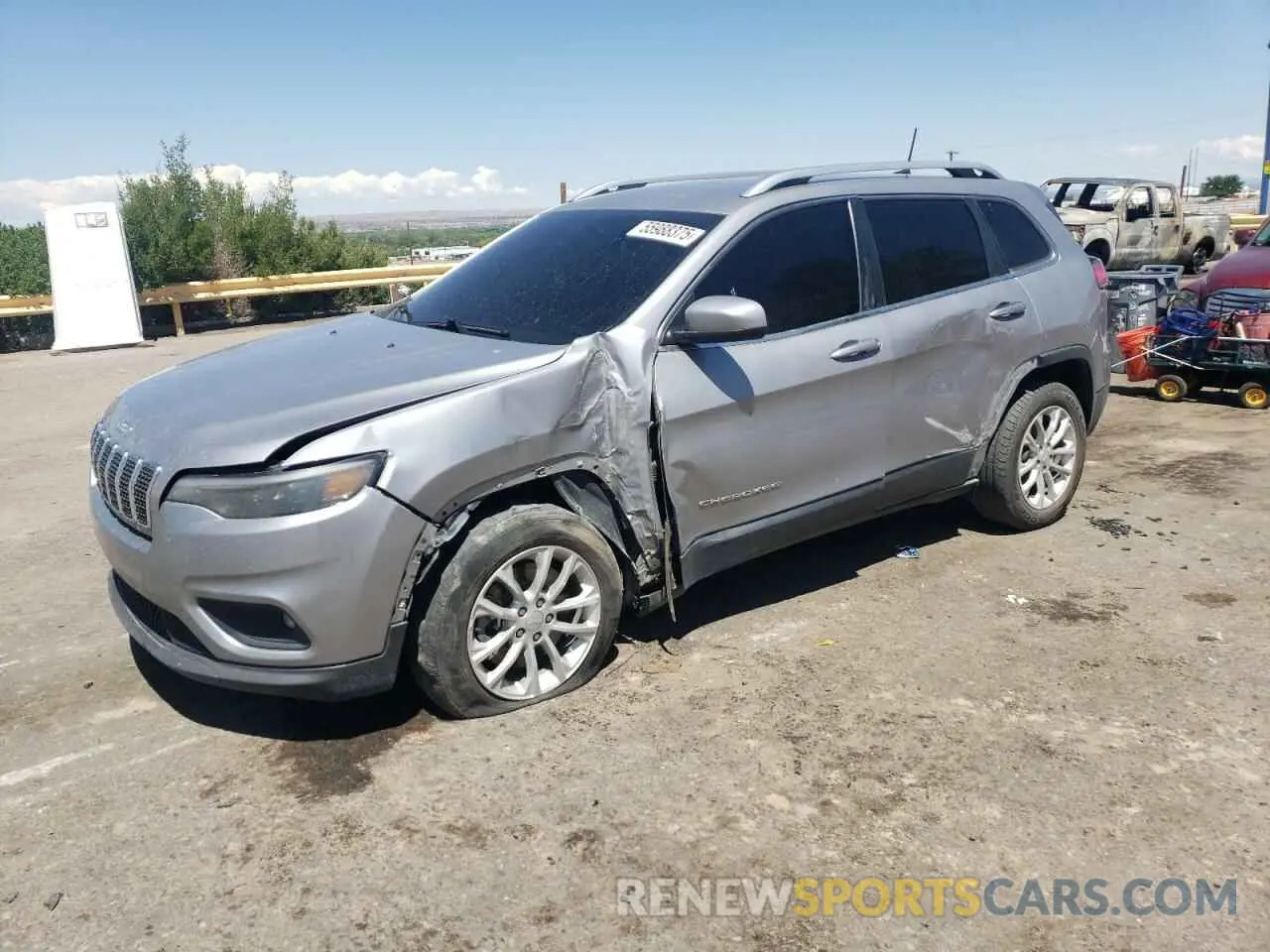 1 Photograph of a damaged car 1C4PJLCB4KD327023 JEEP GRAND CHER 2019
