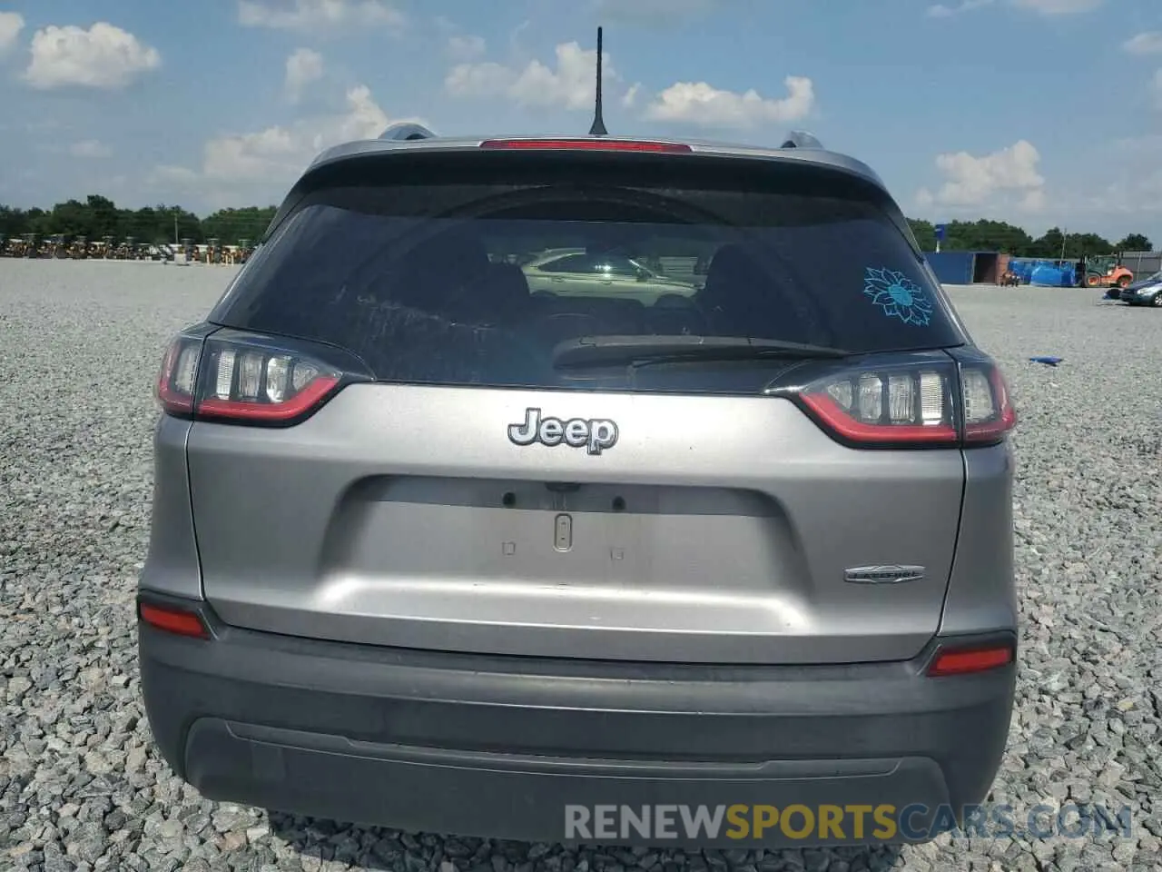 6 Photograph of a damaged car 1C4PJLCB5KD246810 JEEP GRAND CHER 2019