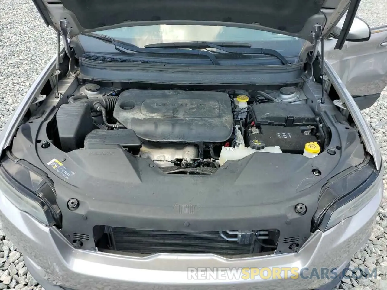 13 Фотография поврежденного автомобиля 1C4PJLCB5KD344560 JEEP GRAND CHER 2019