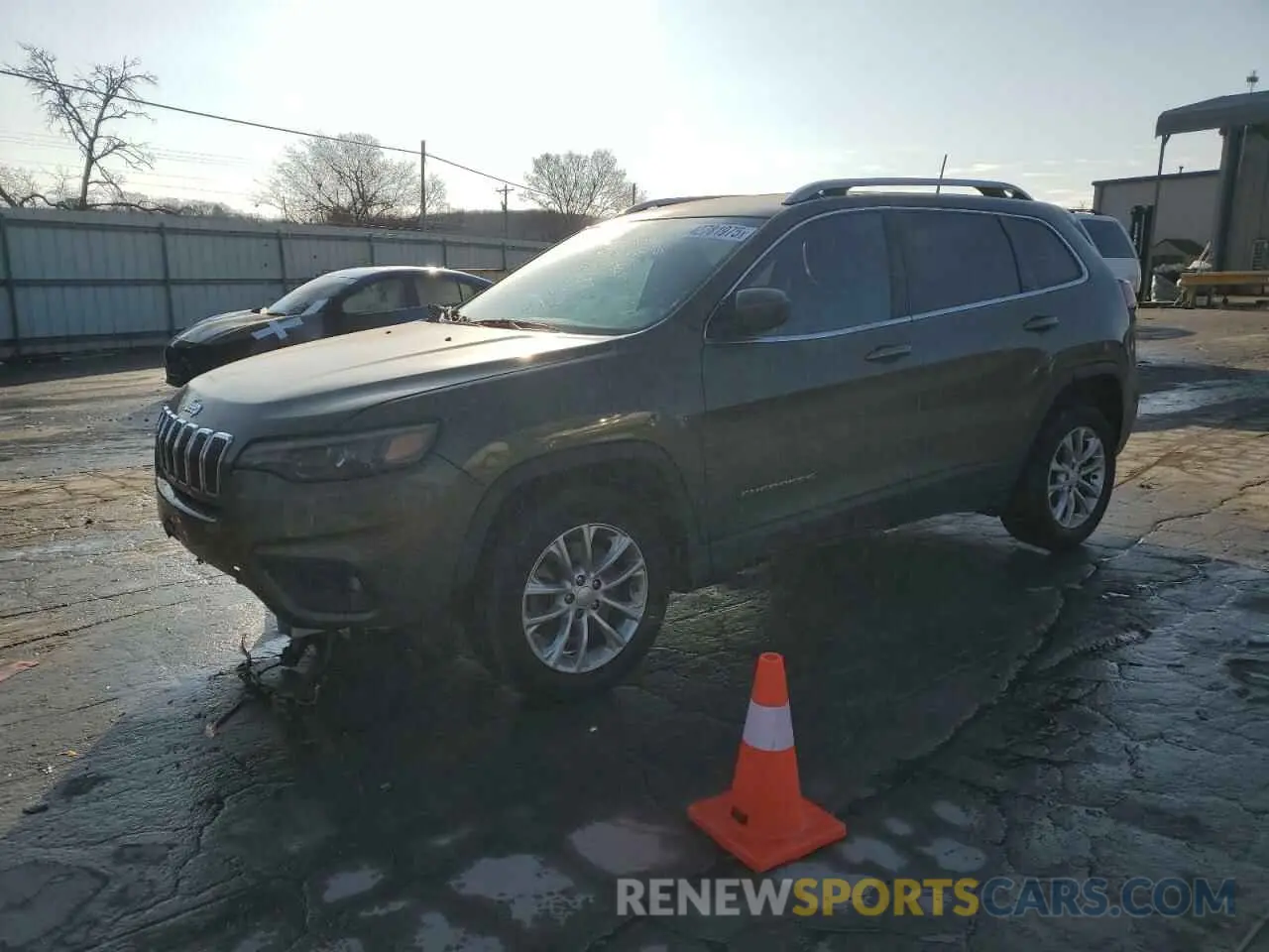 1 Фотография поврежденного автомобиля 1C4PJLCB6KD123467 JEEP GRAND CHER 2019