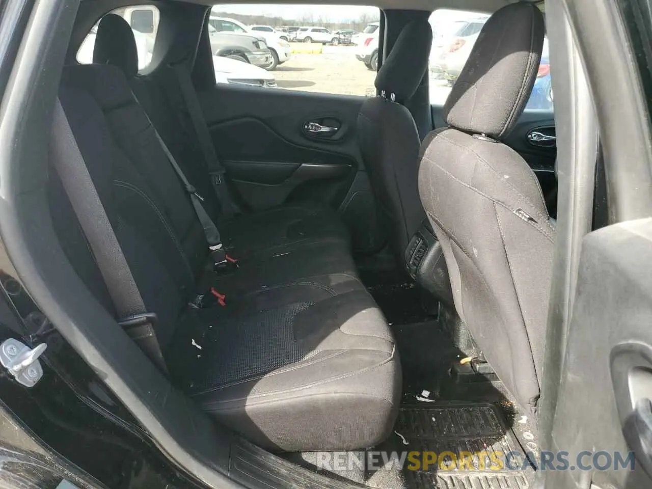 11 Фотография поврежденного автомобиля 1C4PJLCB6KD326858 JEEP GRAND CHER 2019