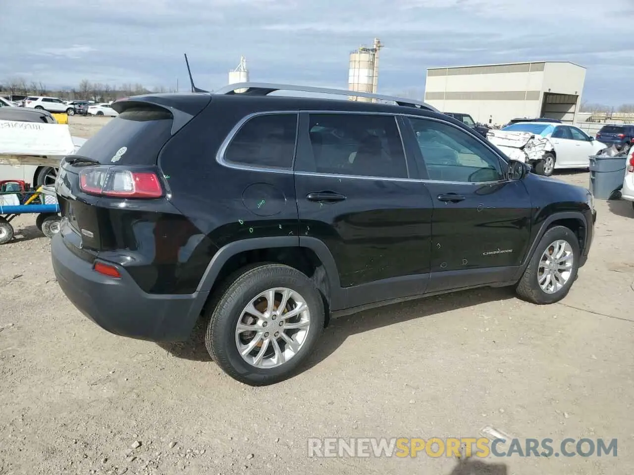 3 Фотография поврежденного автомобиля 1C4PJLCB6KD326858 JEEP GRAND CHER 2019
