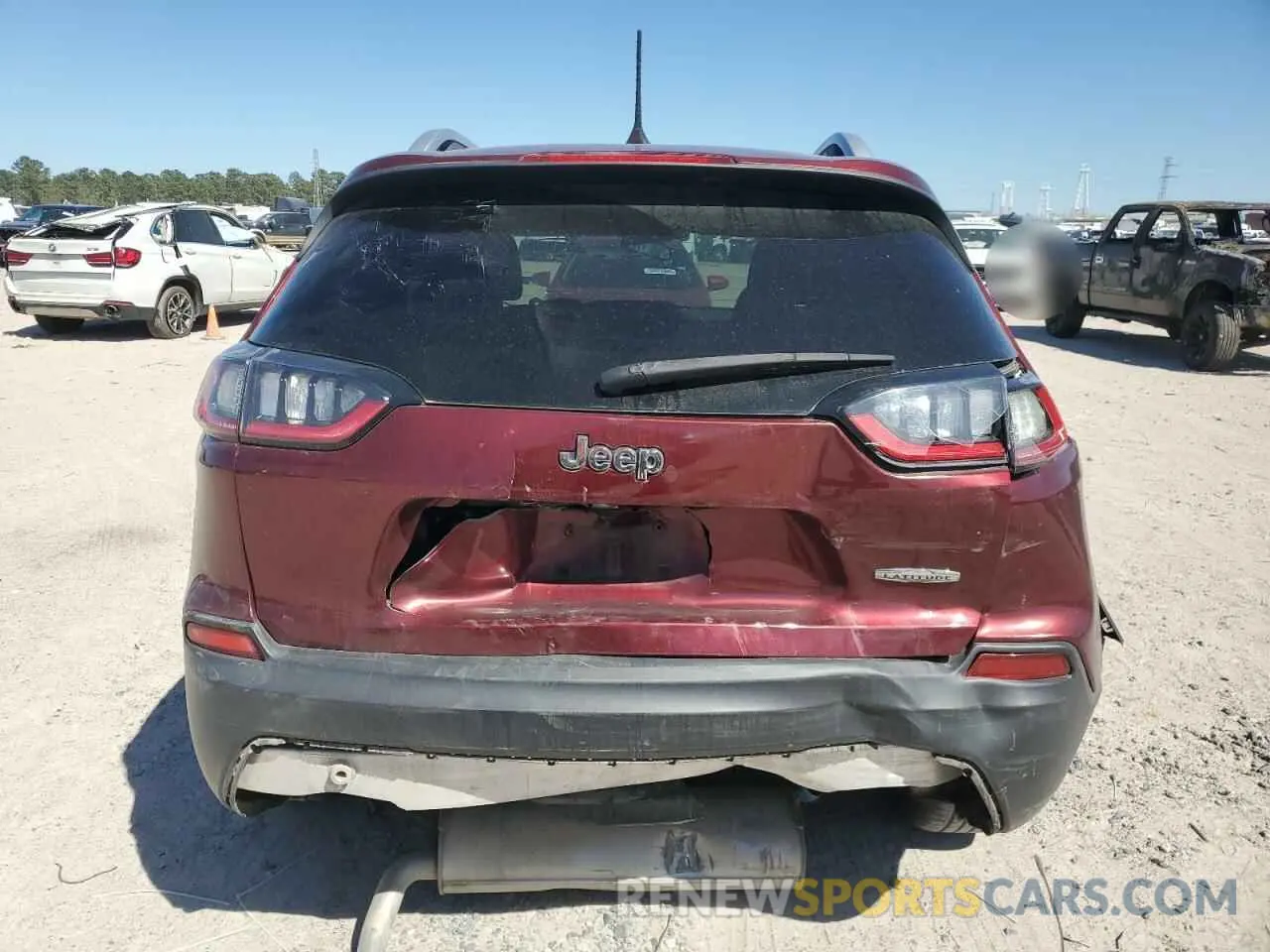 6 Photograph of a damaged car 1C4PJLCB6KD487744 JEEP GRAND CHER 2019