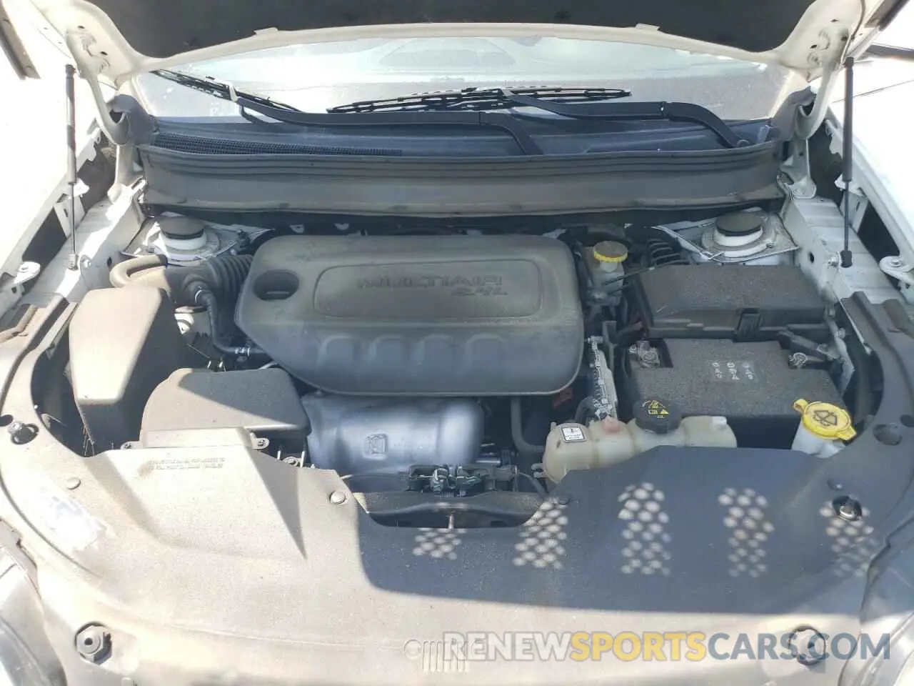 12 Photograph of a damaged car 1C4PJLCB7KD313245 JEEP GRAND CHER 2019