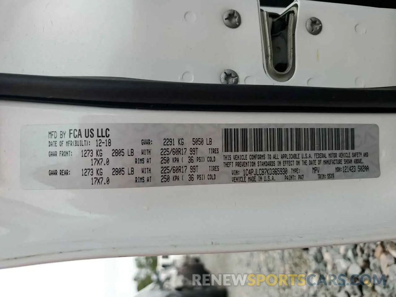12 Photograph of a damaged car 1C4PJLCB7KD365930 JEEP GRAND CHER 2019