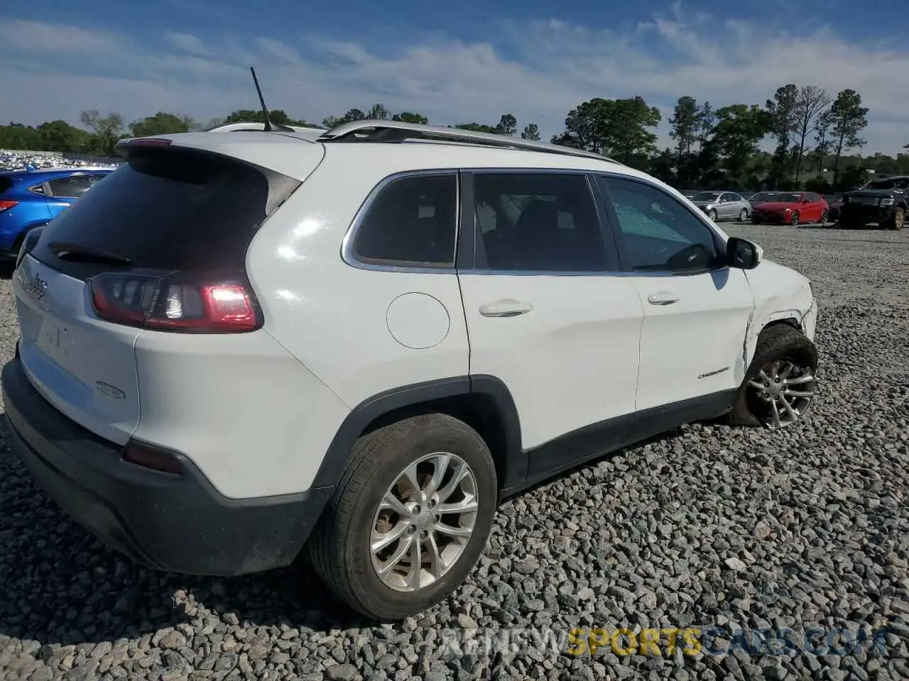3 Photograph of a damaged car 1C4PJLCB7KD474436 JEEP GRAND CHER 2019