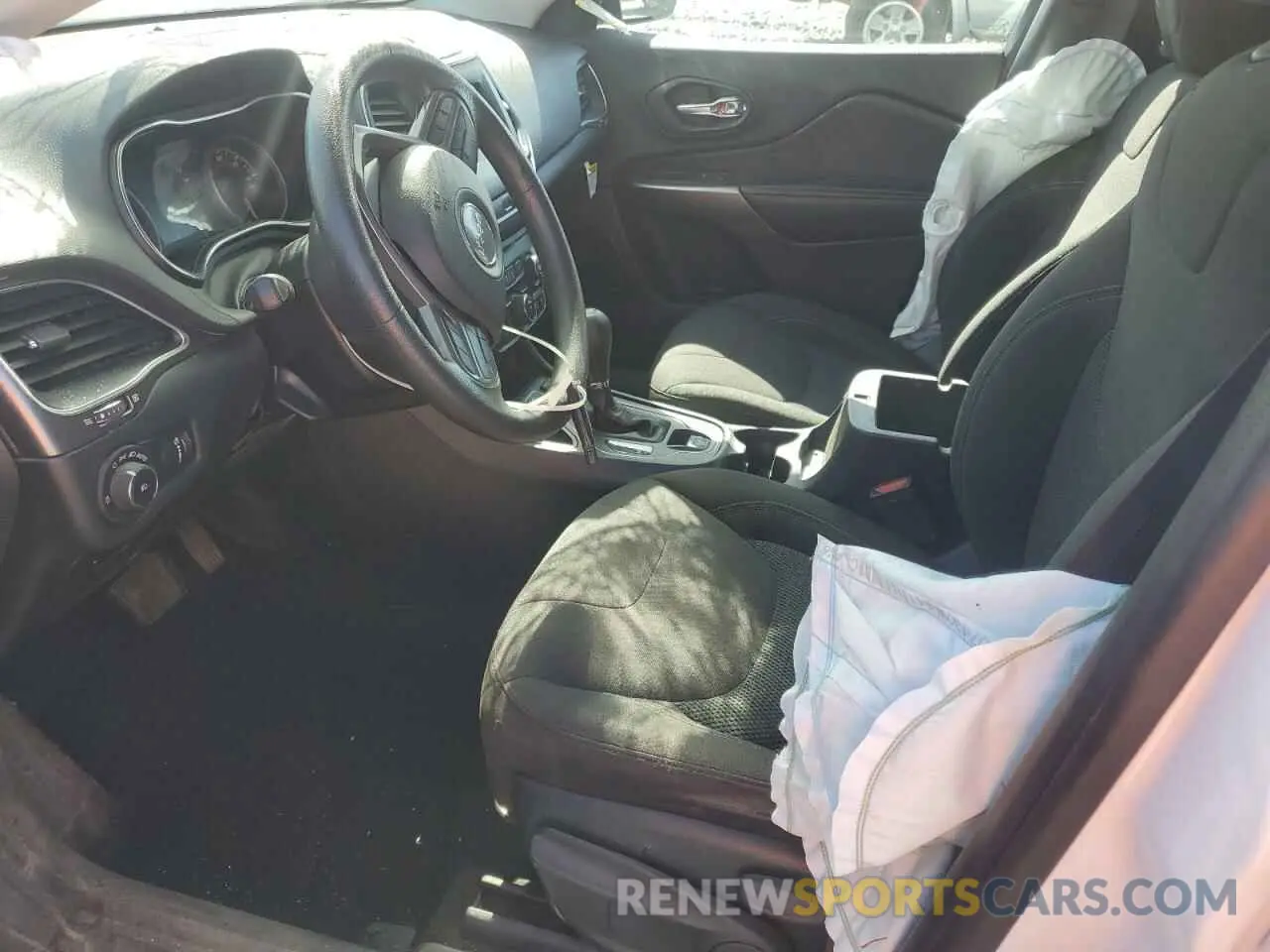 7 Photograph of a damaged car 1C4PJLCB7KD474436 JEEP GRAND CHER 2019