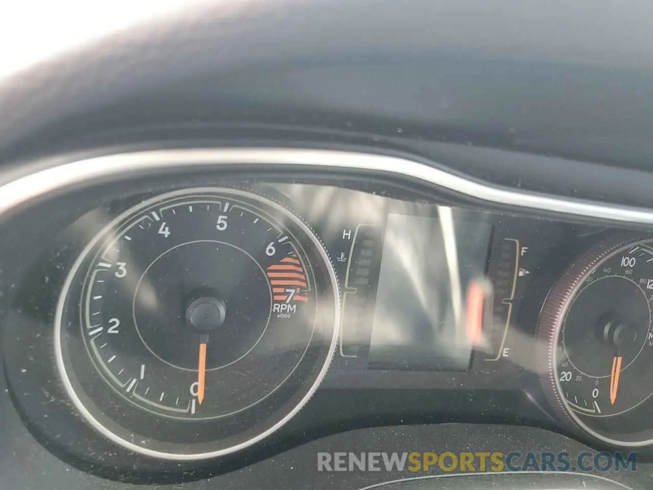 9 Photograph of a damaged car 1C4PJLCB7KD474436 JEEP GRAND CHER 2019