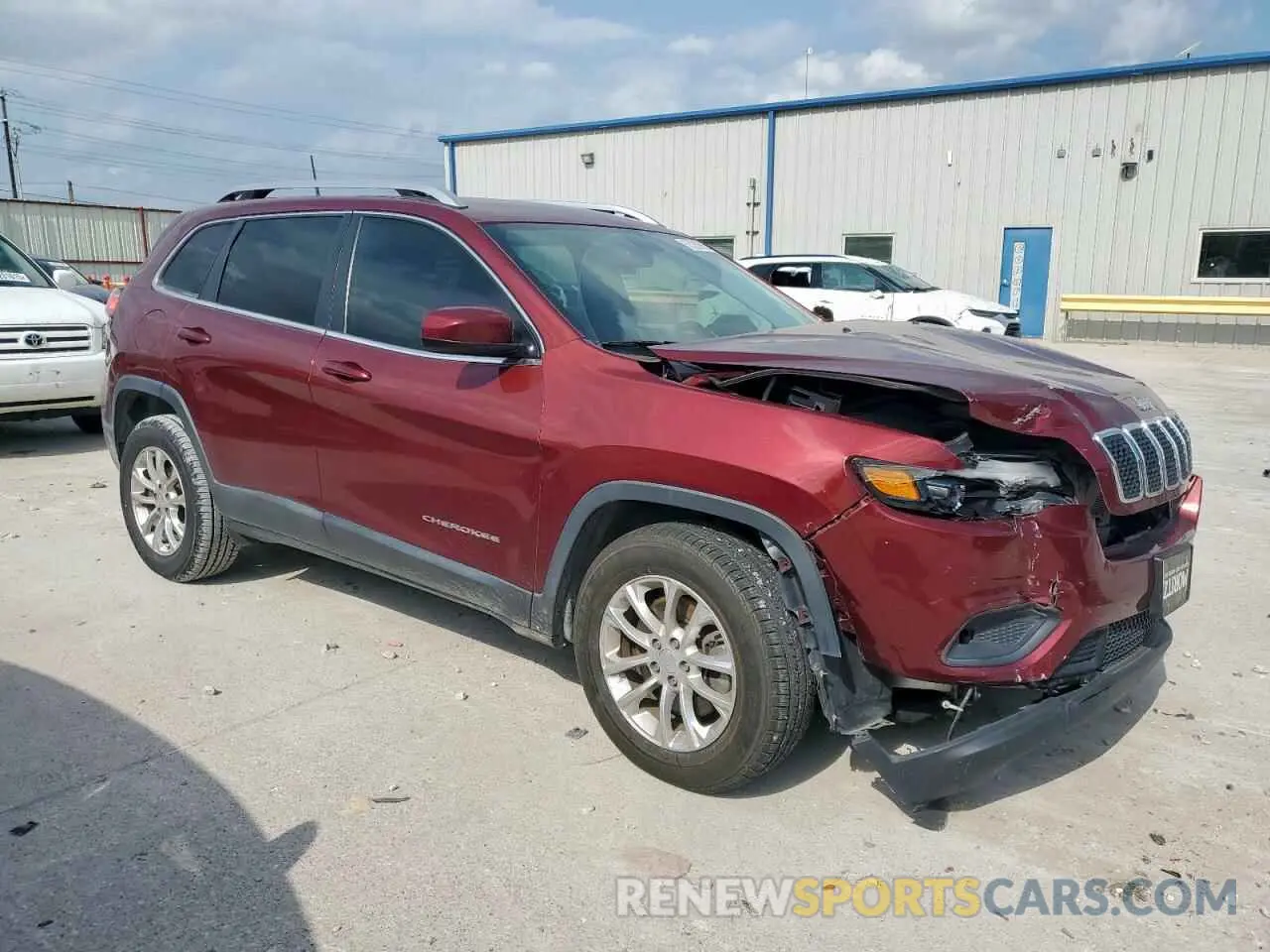 4 Photograph of a damaged car 1C4PJLCB8KD333360 JEEP GRAND CHER 2019