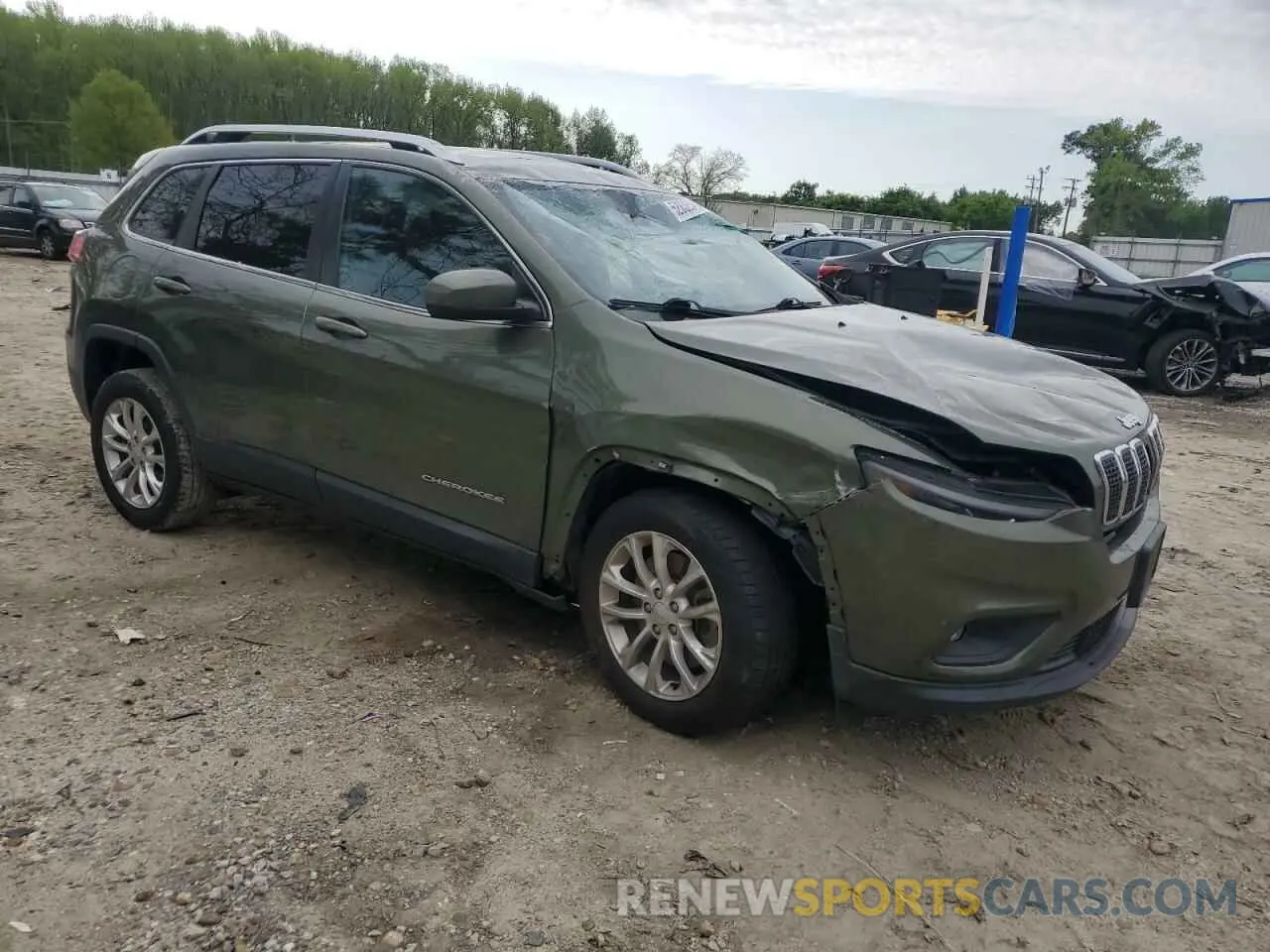 4 Photograph of a damaged car 1C4PJLCB8KD339546 JEEP GRAND CHER 2019