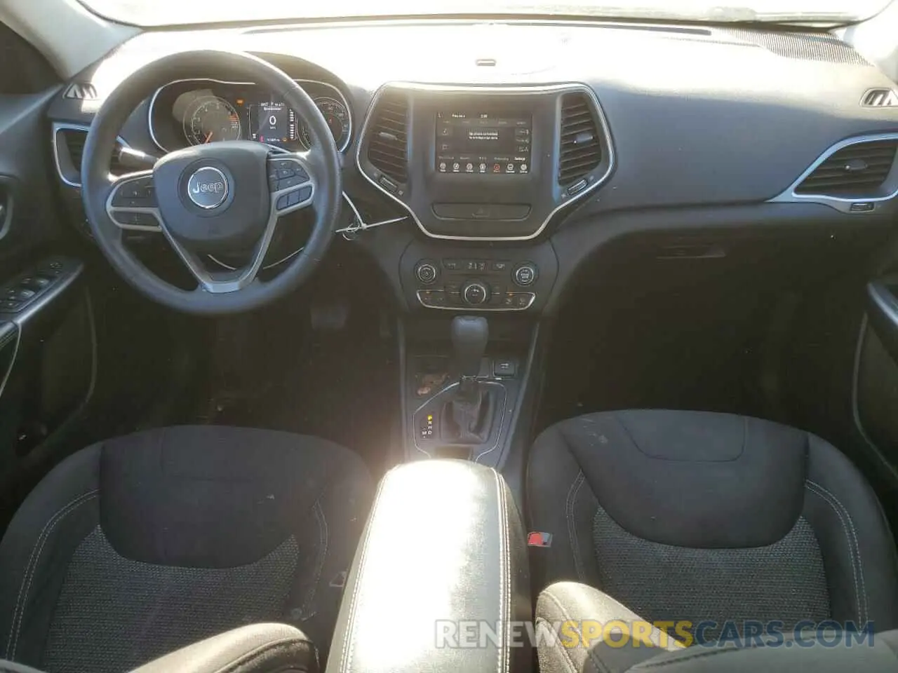 8 Фотография поврежденного автомобиля 1C4PJLCB9KD206889 JEEP GRAND CHER 2019