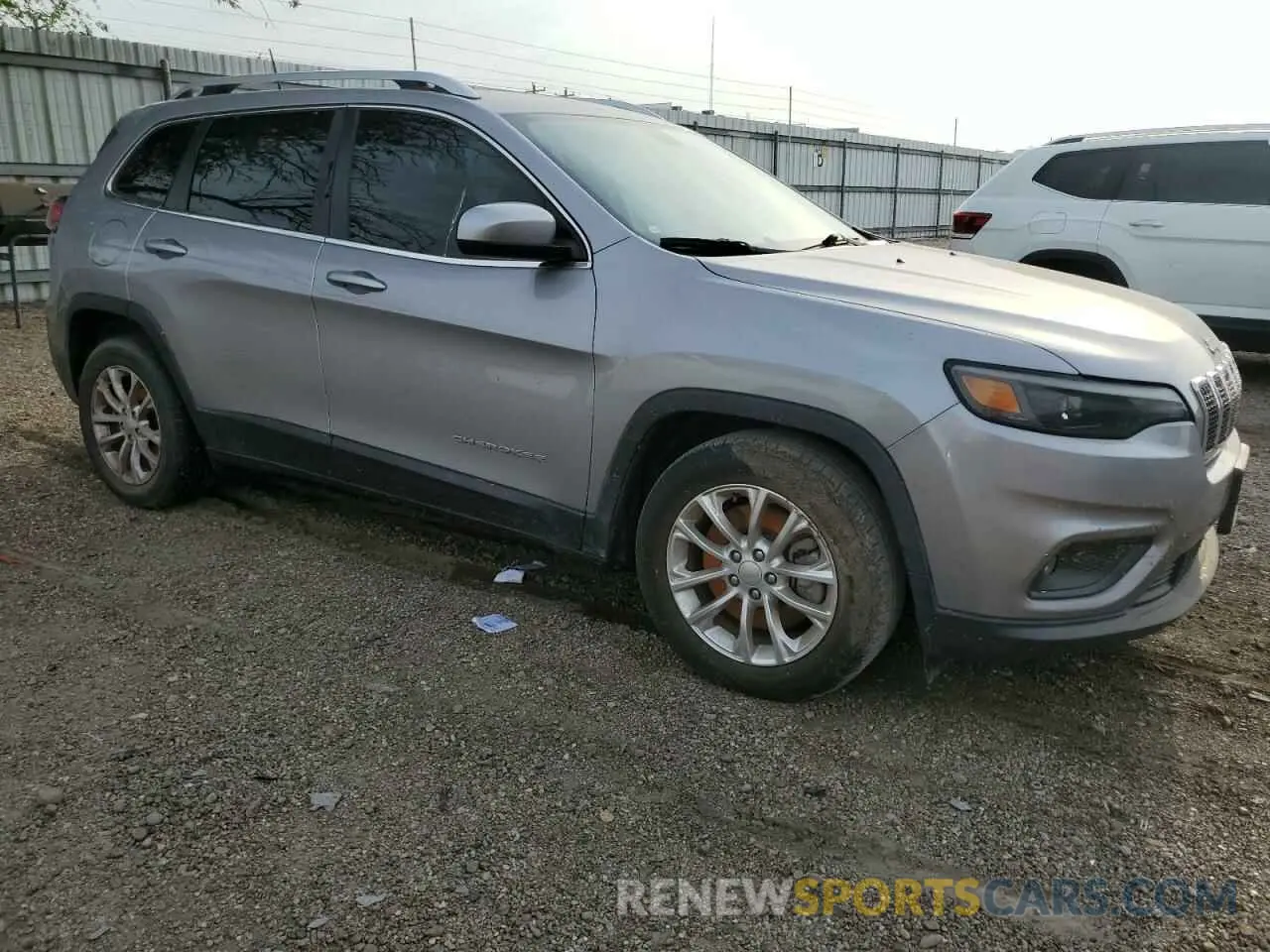 4 Фотография поврежденного автомобиля 1C4PJLCB9KD325574 JEEP GRAND CHER 2019