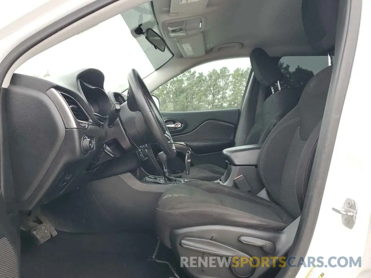 7 Фотография поврежденного автомобиля 1C4PJLCBXKD344585 JEEP GRAND CHER 2019