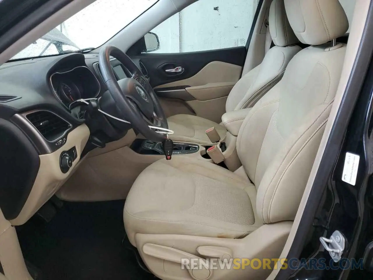 7 Photograph of a damaged car 1C4PJLCBXKD488394 JEEP GRAND CHER 2019