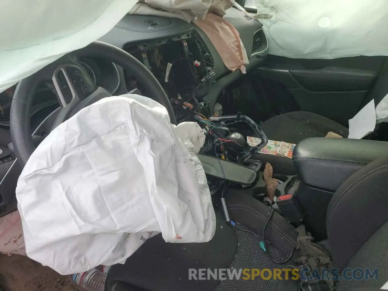 8 Фотография поврежденного автомобиля 1C4PJLCX1KD131651 JEEP GRAND CHER 2019