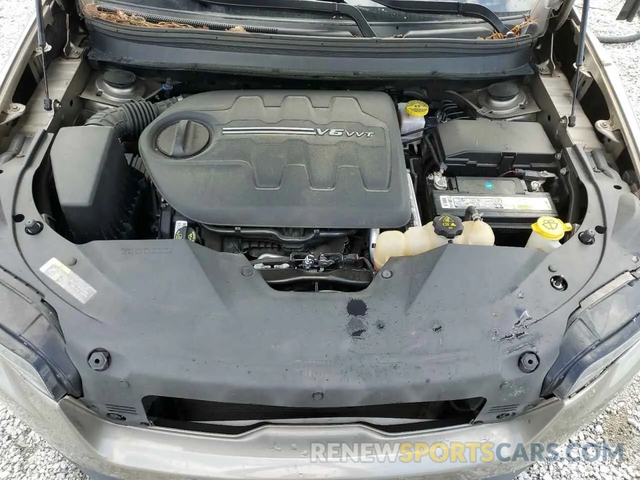 12 Photograph of a damaged car 1C4PJLCX5KD148002 JEEP GRAND CHER 2019